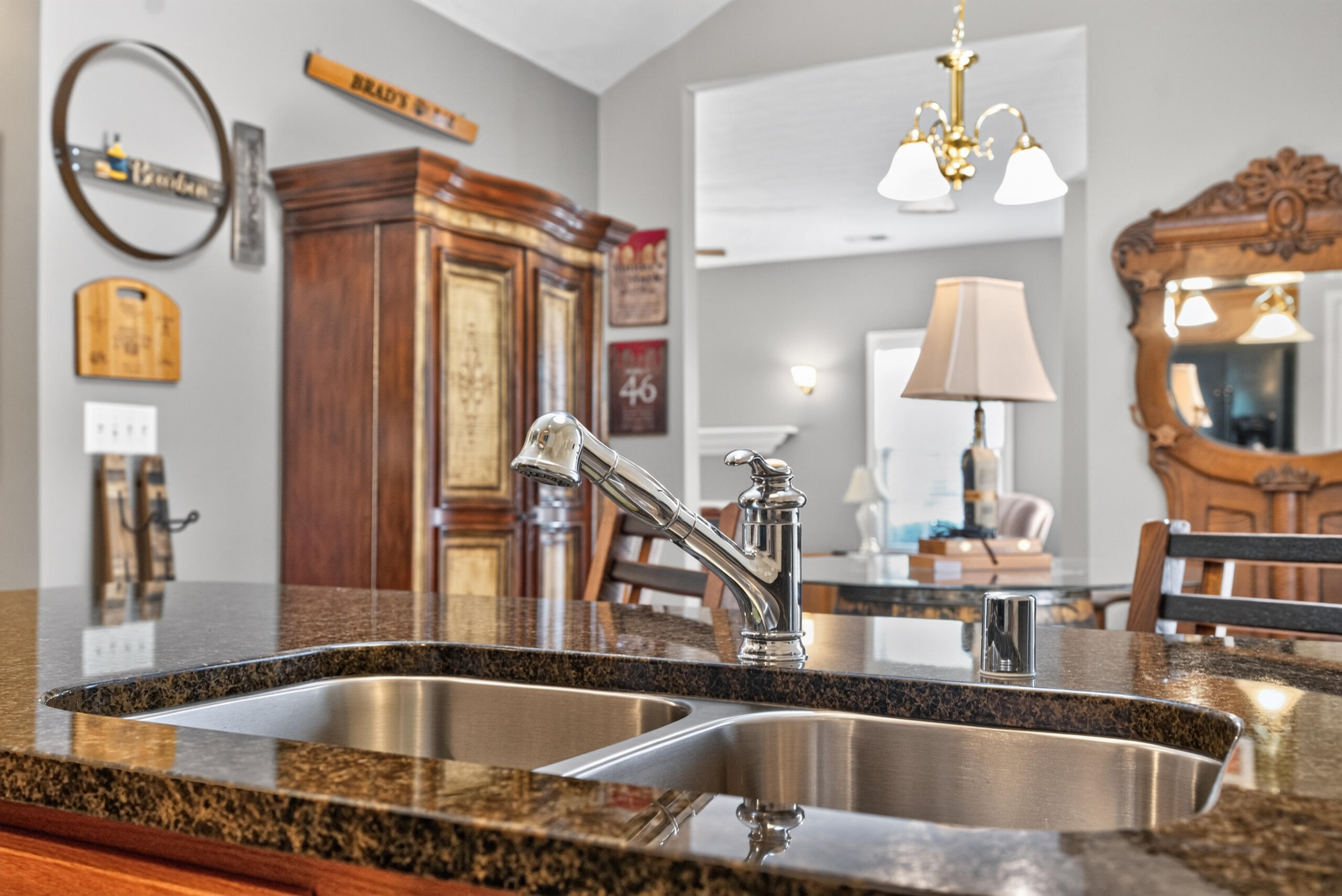 498 Goldon Trophy Trail Property Photo 11