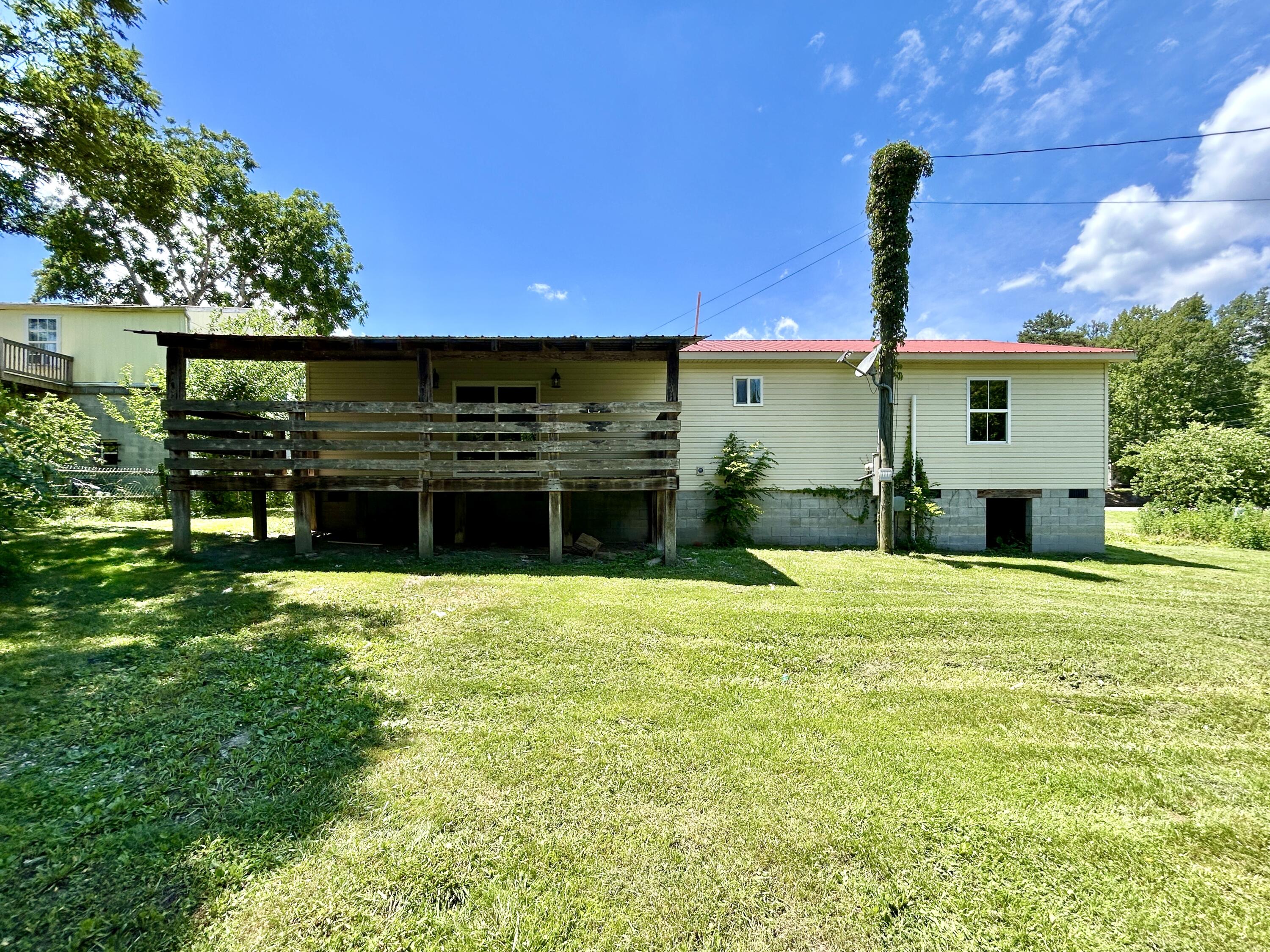3694 Sandhill Road Property Photo 5
