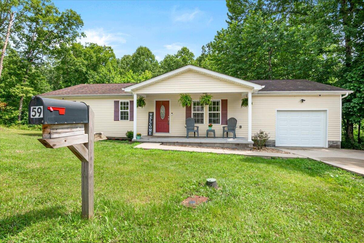 59 April Lane Property Photo 2