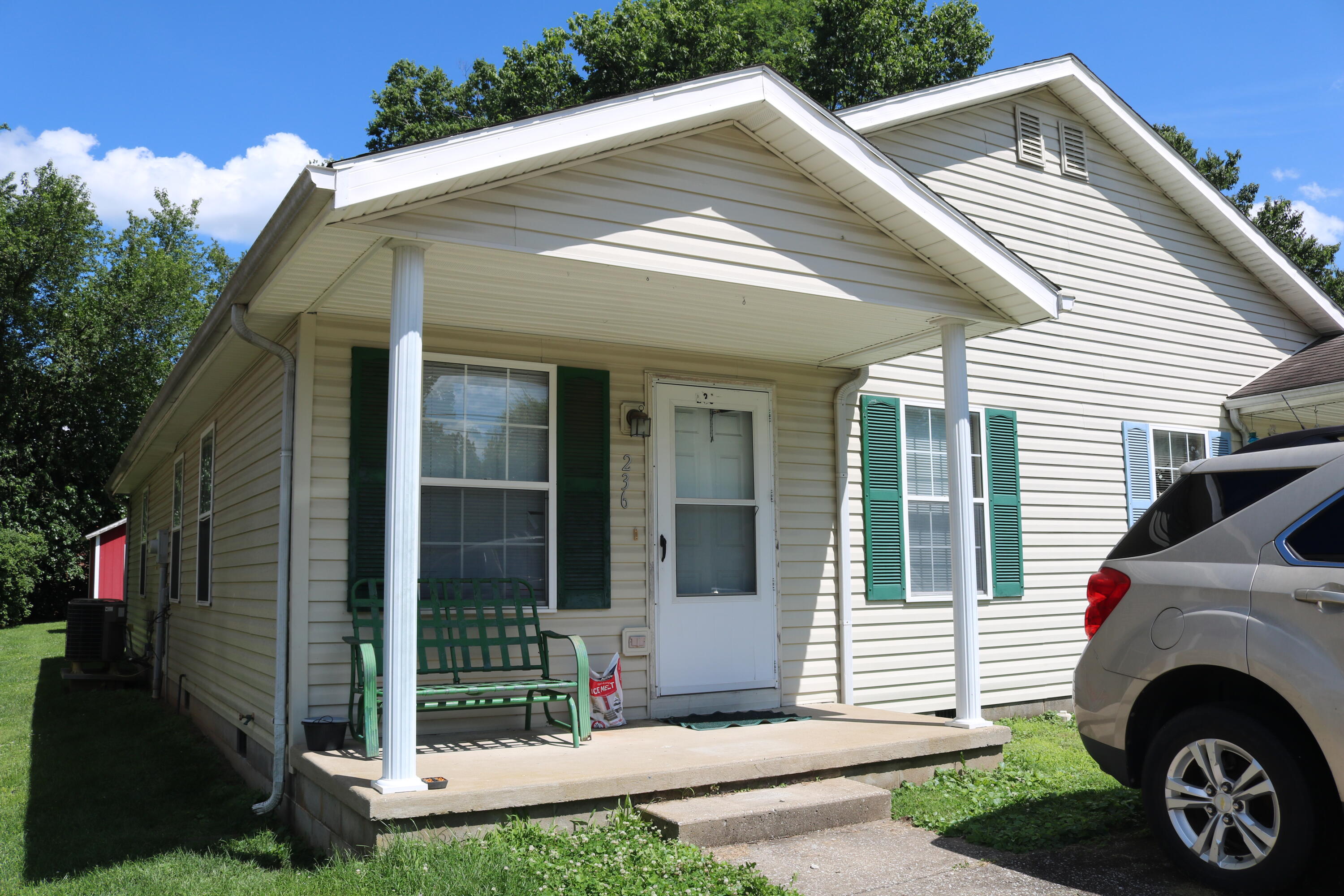 236 M.l.k. Jr Boulevard Property Photo 2