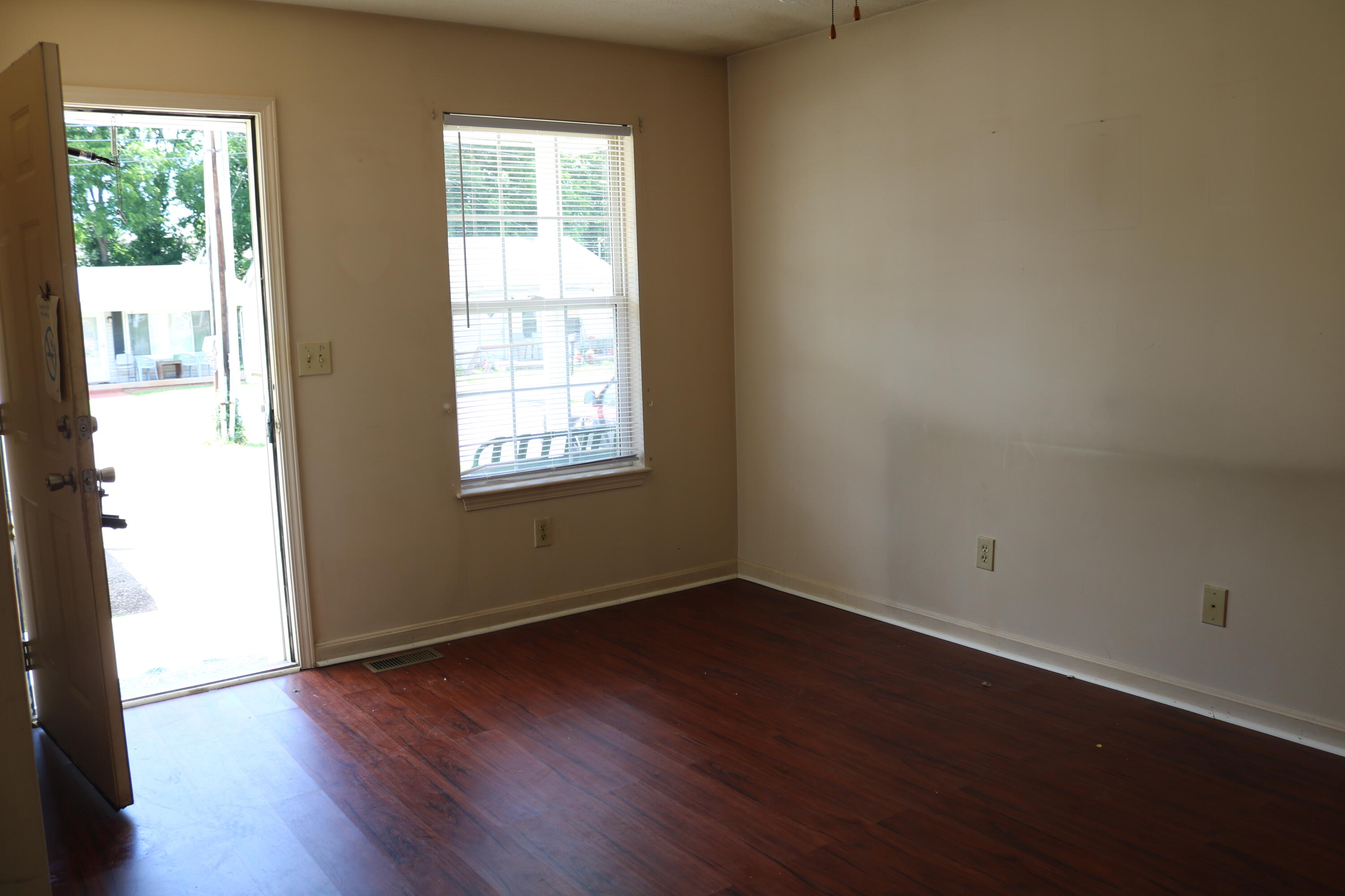 236 M.l.k. Jr Boulevard Property Photo 12