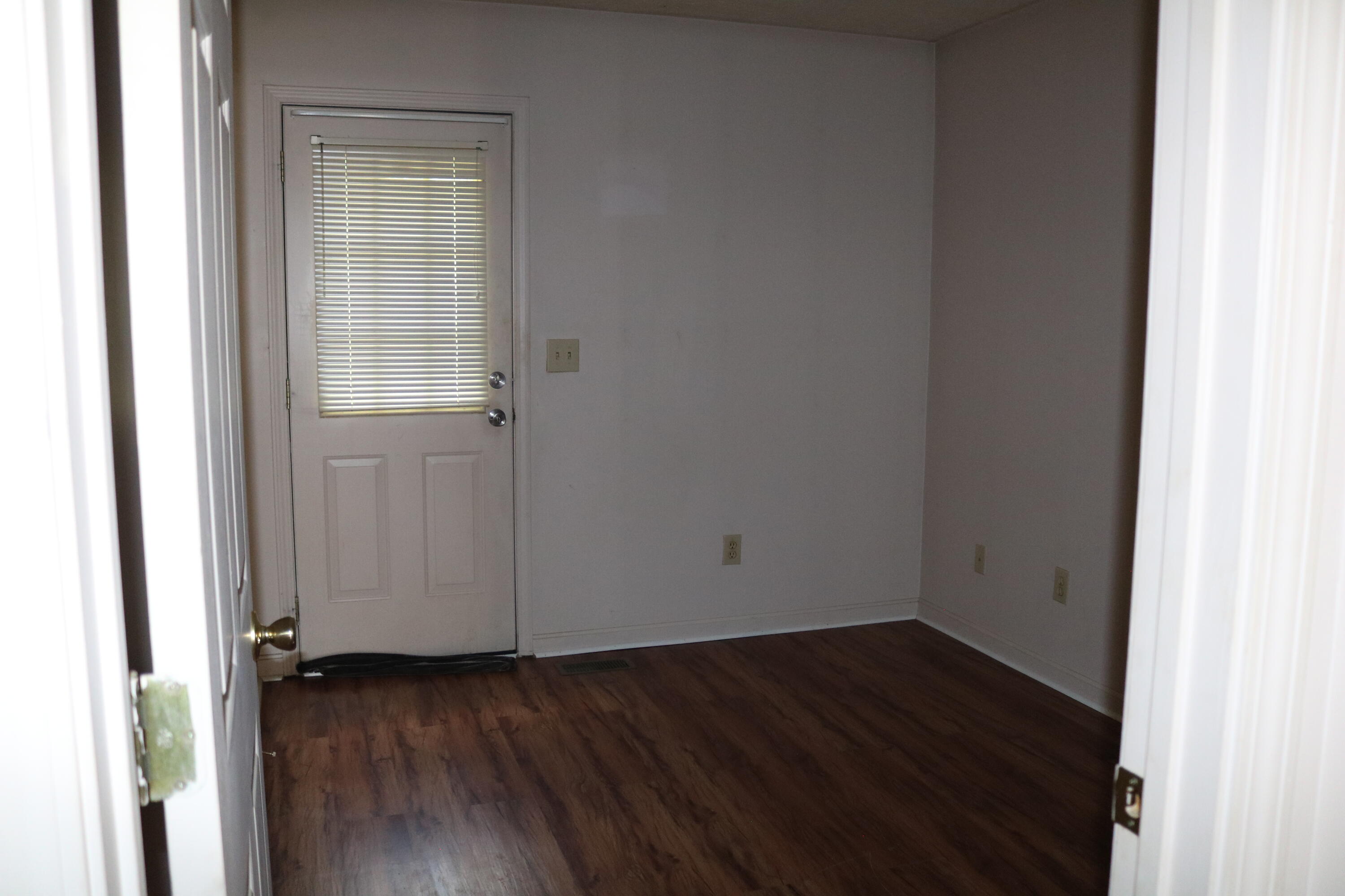 236 M.l.k. Jr Boulevard Property Photo 24