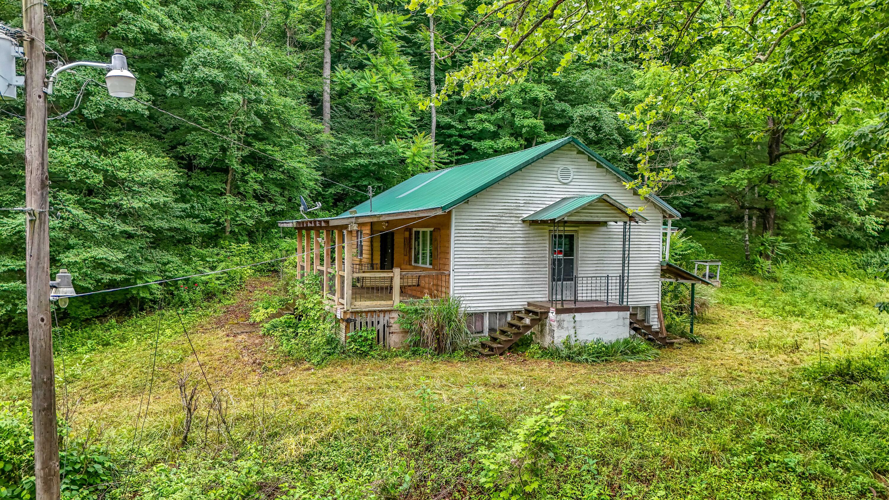 684 Lower Twin Road Property Photo 23
