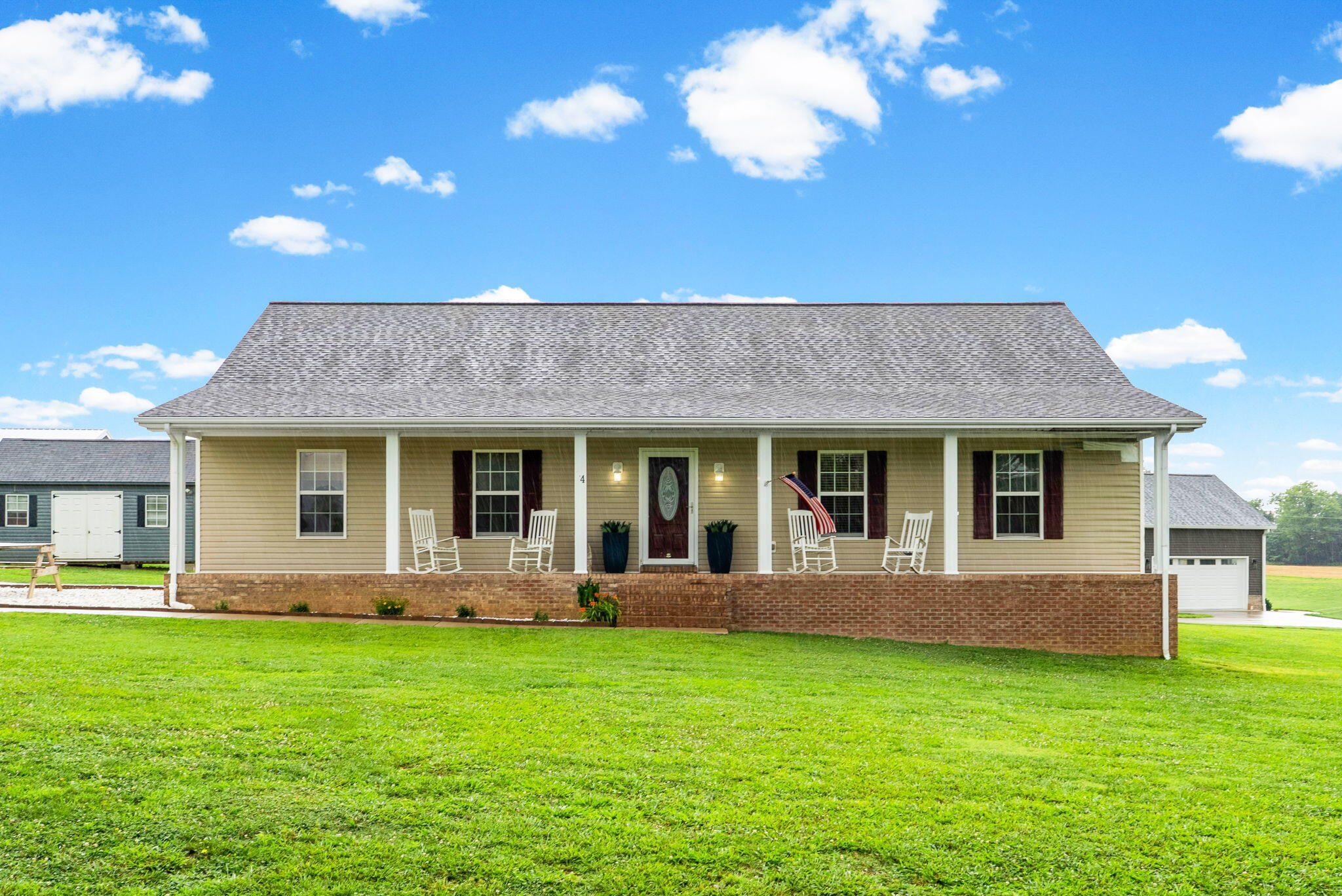 54 Victoria Drive Property Photo 6