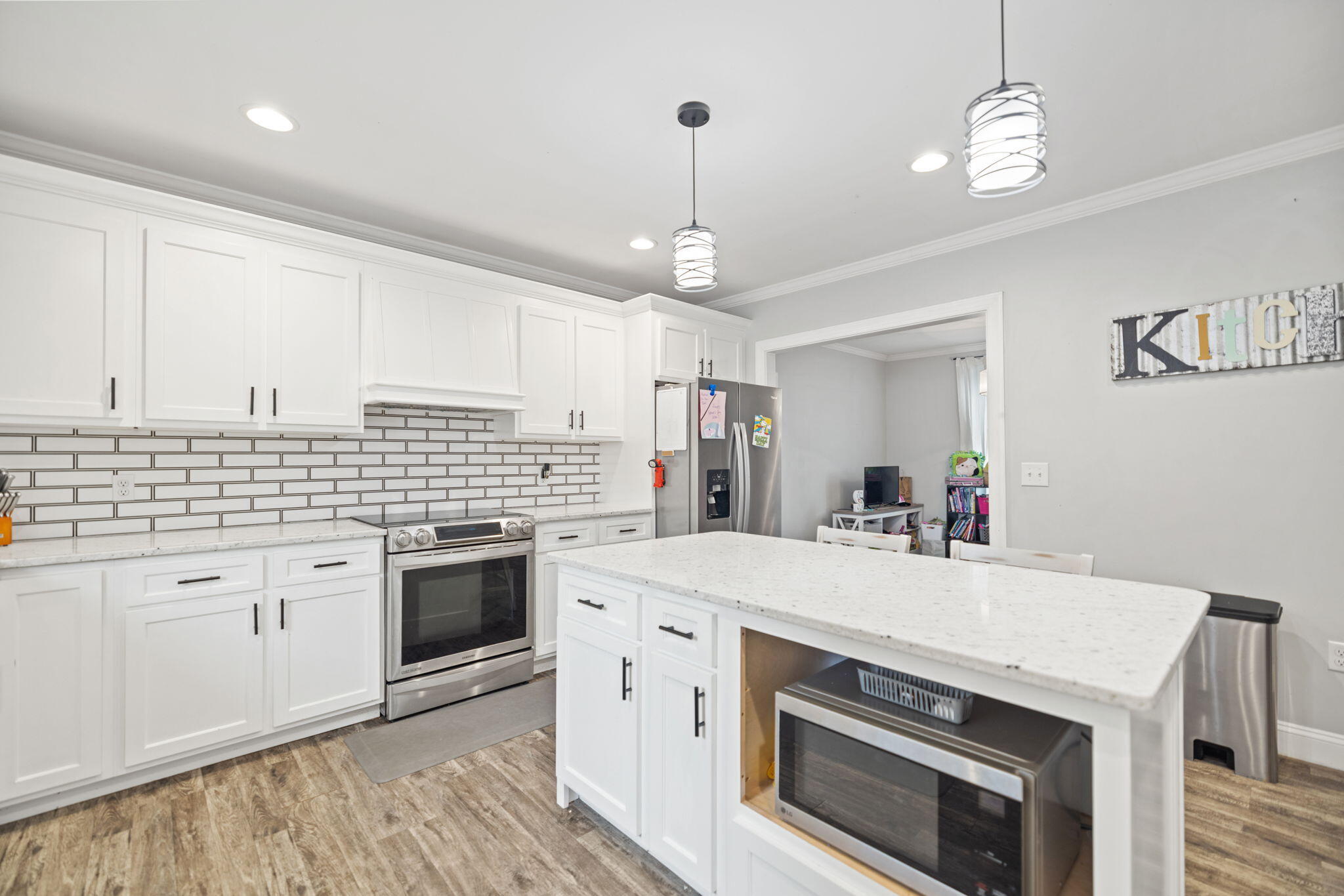 305 Euclid Avenue Property Photo 11