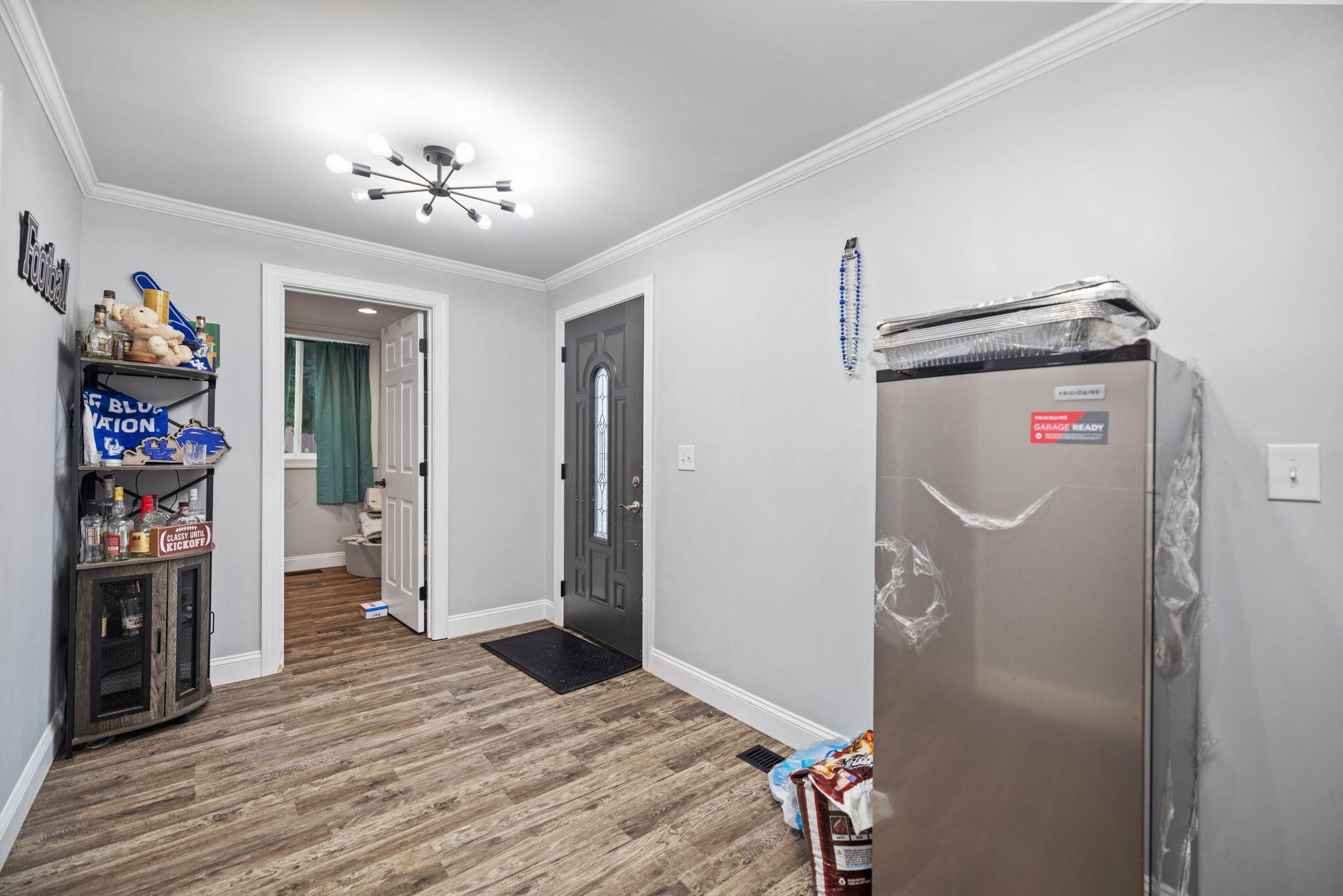 305 Euclid Avenue Property Photo 33