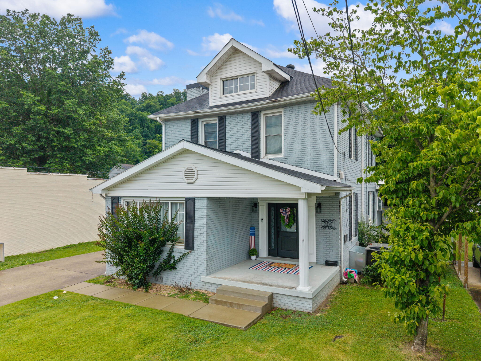 305 Euclid Avenue Property Photo 51