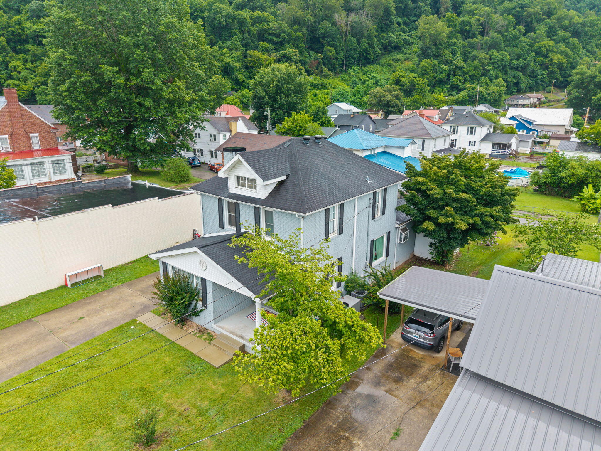 305 Euclid Avenue Property Photo 55