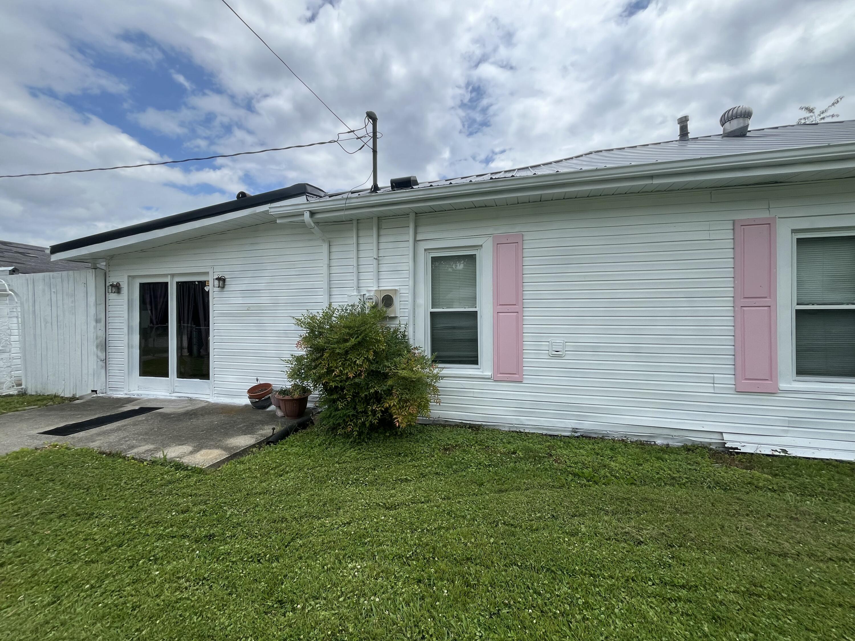 1720 Exeter Avenue Property Photo 13