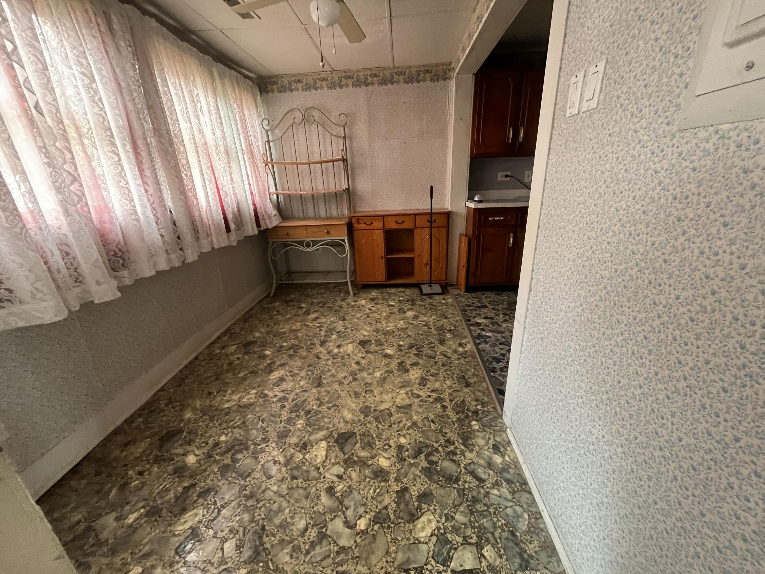 1720 Exeter Avenue Property Photo 29