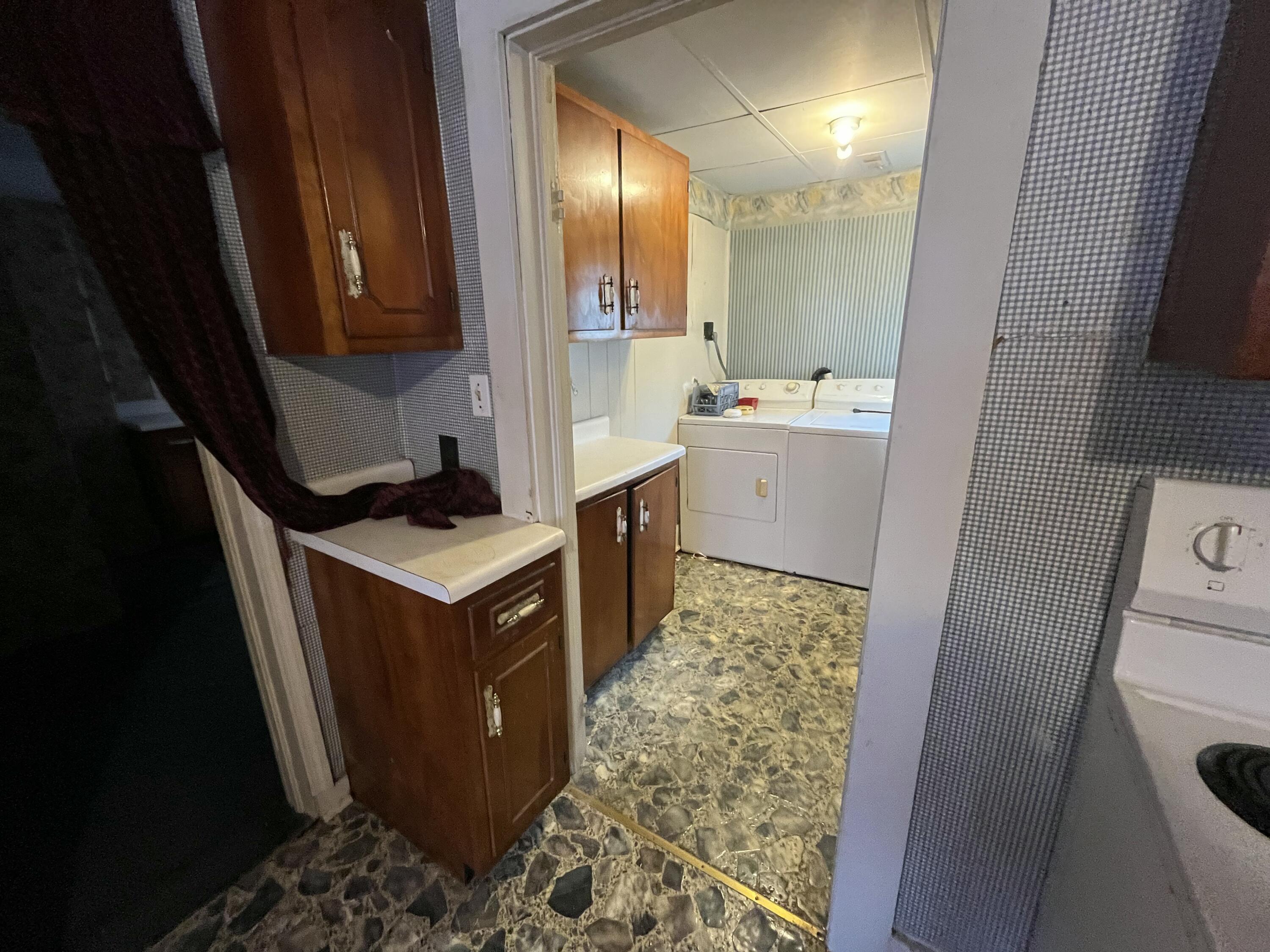 1720 Exeter Avenue Property Photo 30
