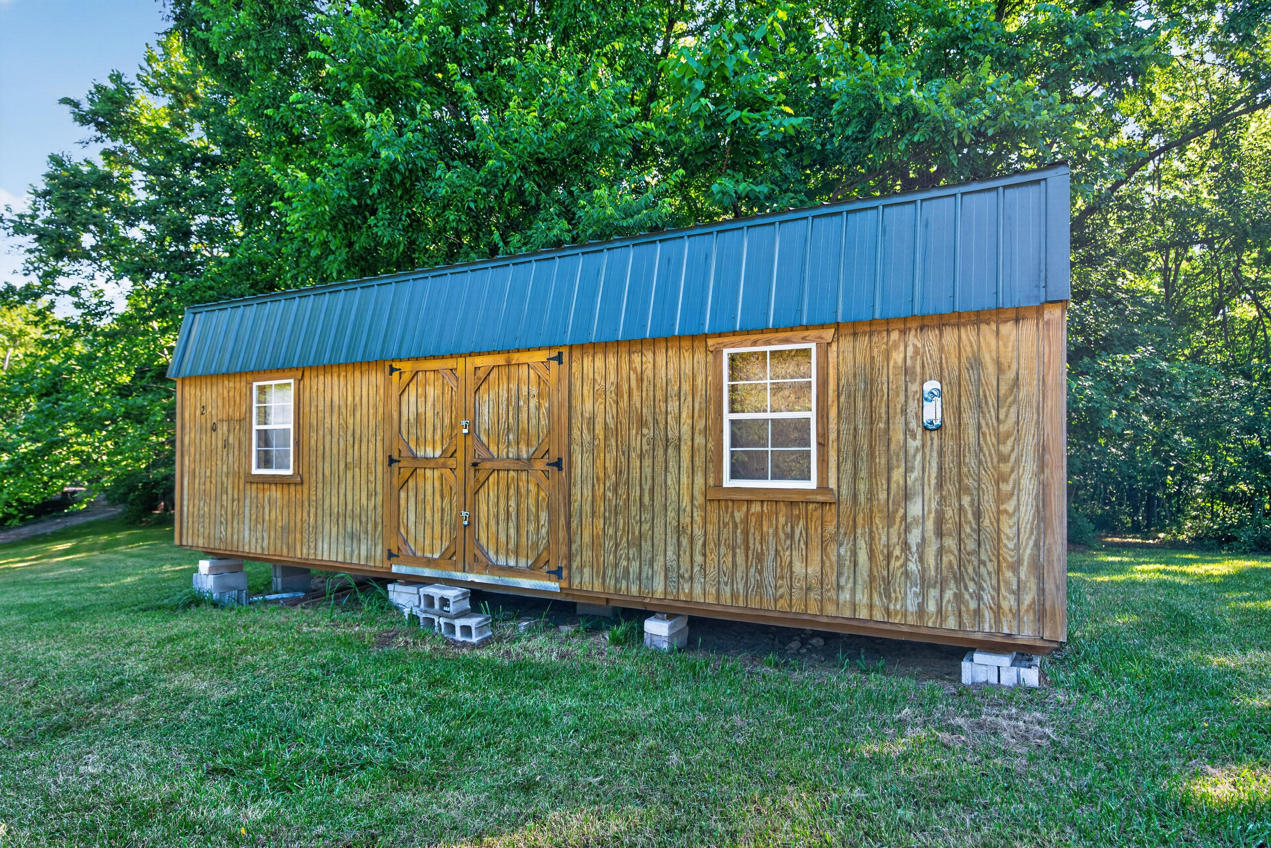 201 Hilltop Road Property Photo 4