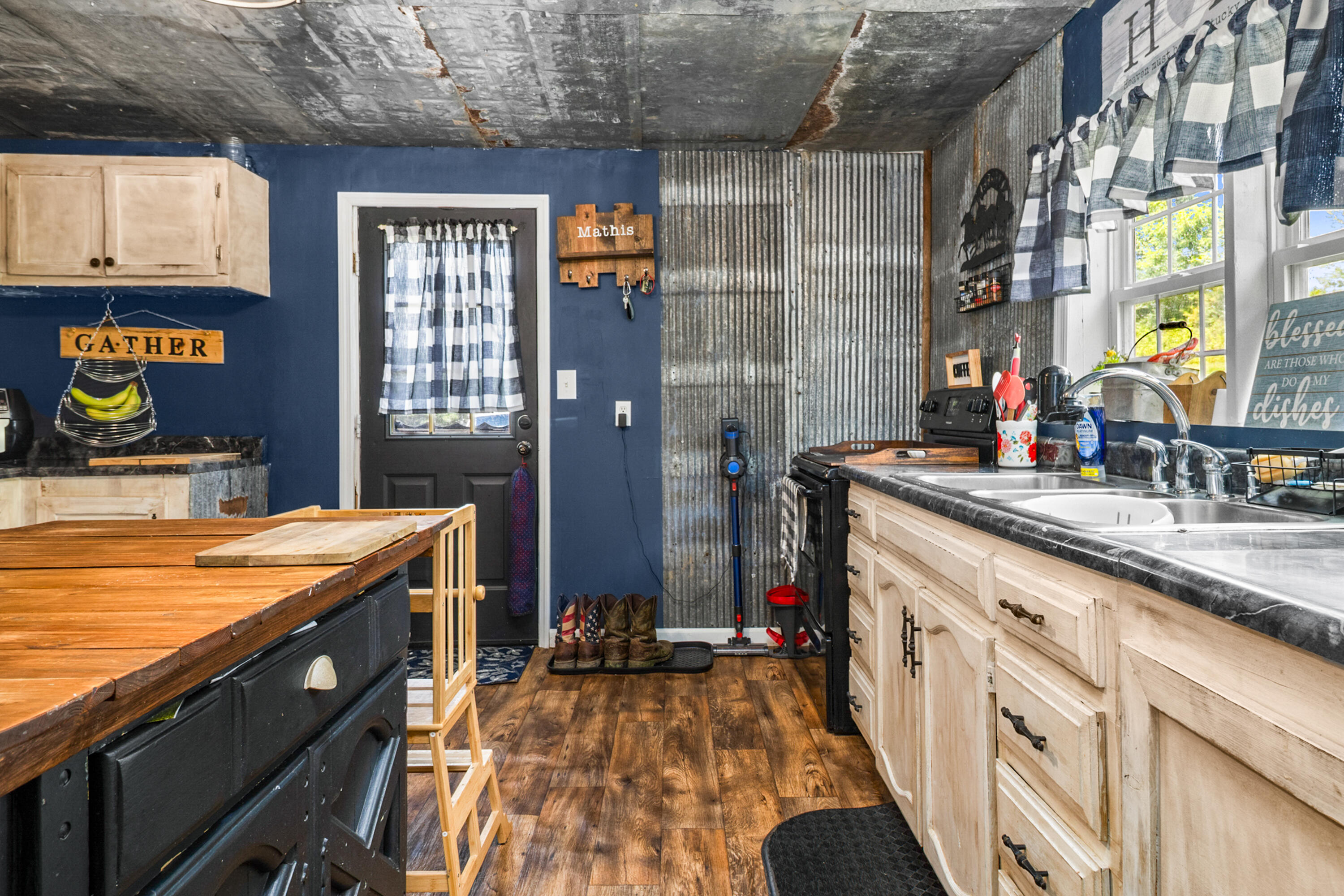 234 Ray Mathis Road Property Photo 14
