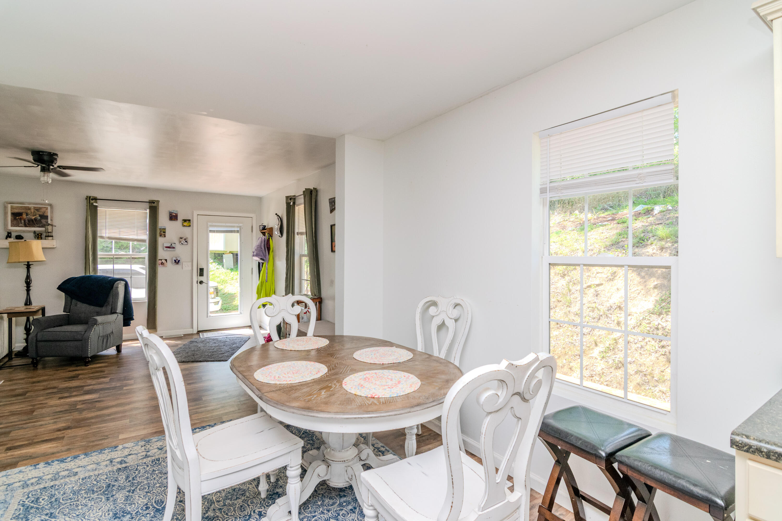 103 Boreing Drive Property Photo 10