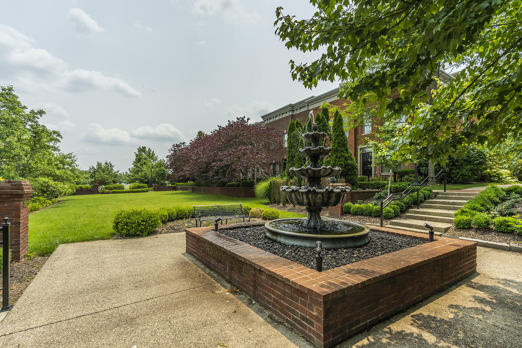 997 Star Shoot Parkway Property Photo 5
