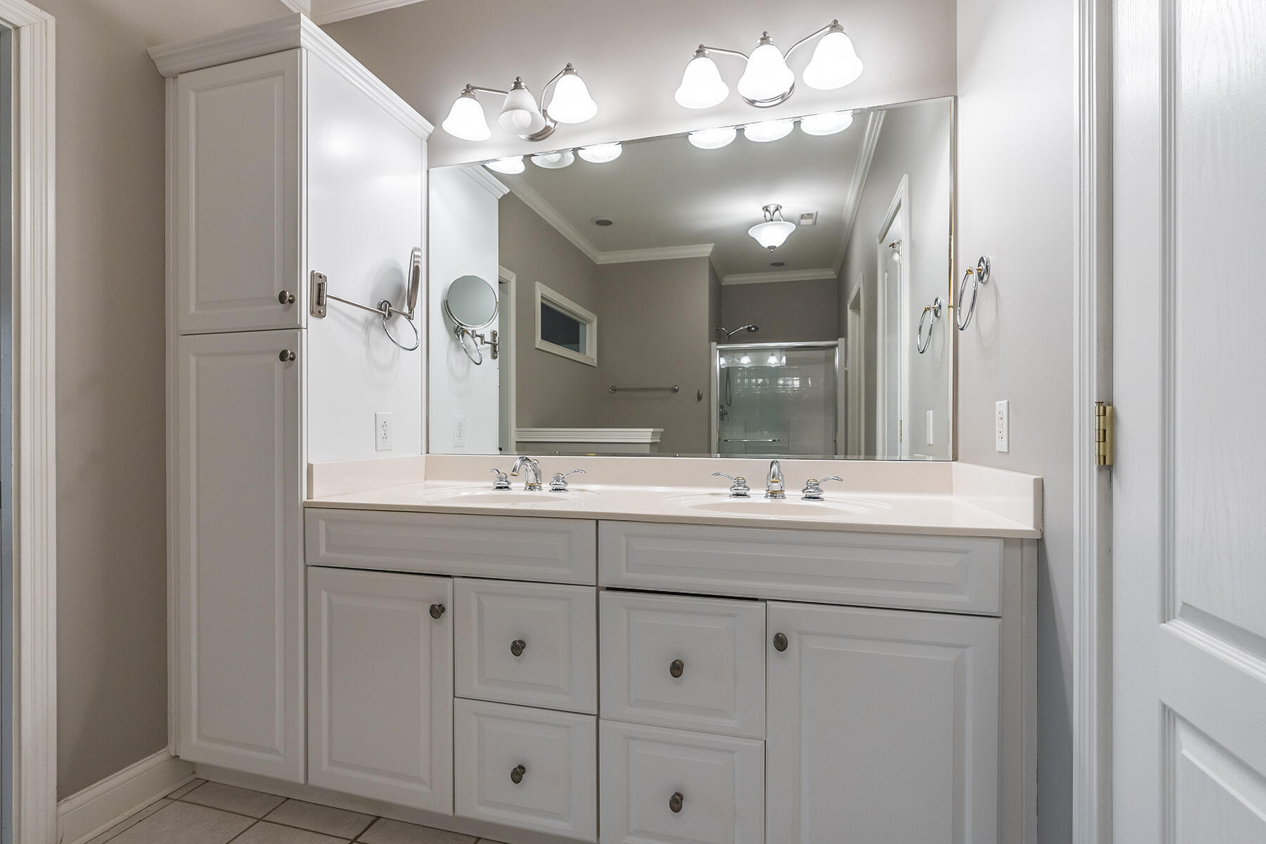 997 Star Shoot Parkway Property Photo 16
