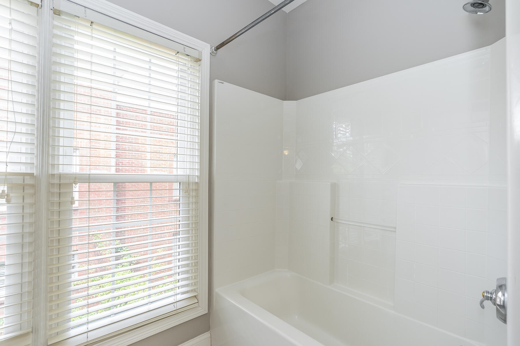 997 Star Shoot Parkway Property Photo 23