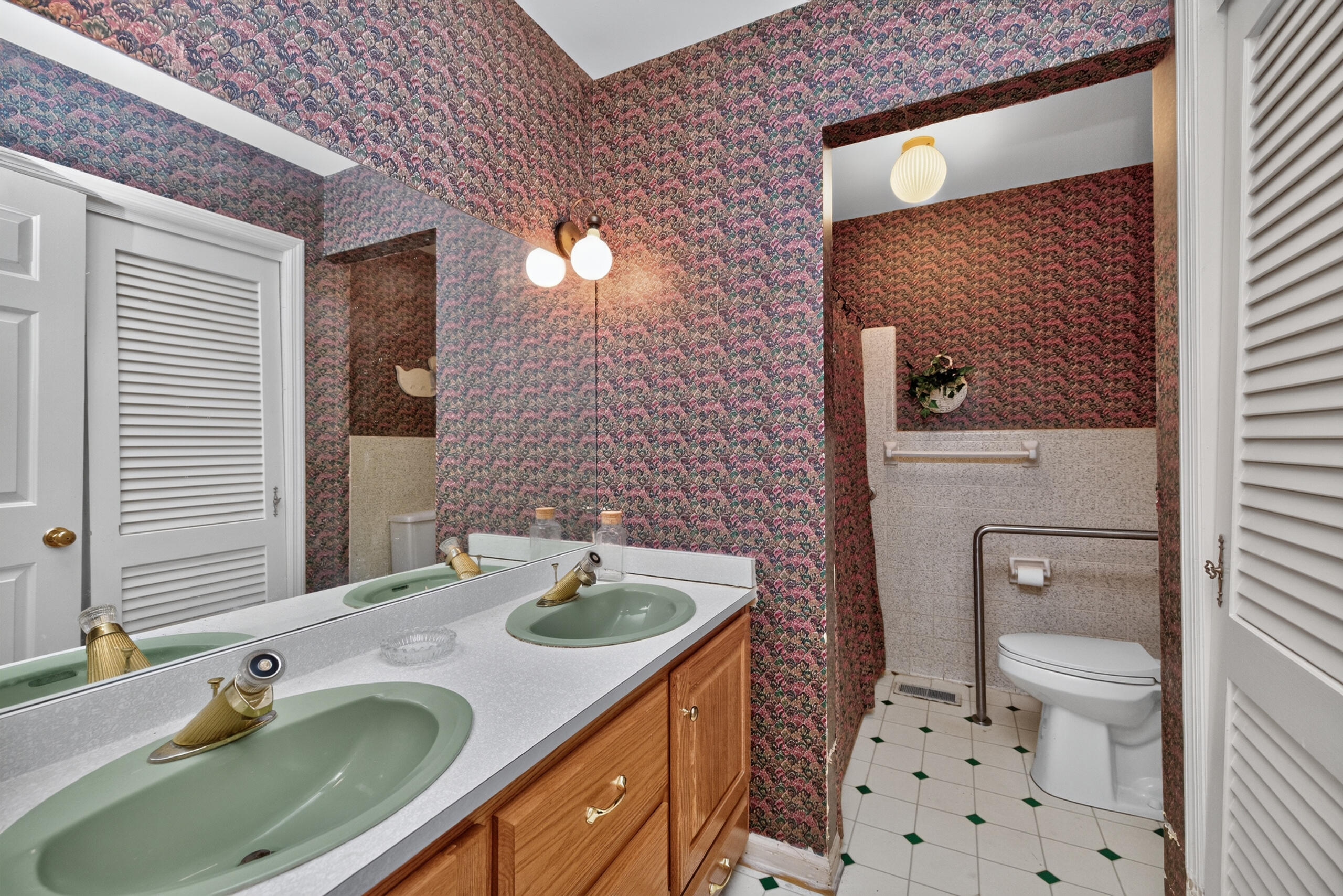 520 Andrea Drive Property Photo 14