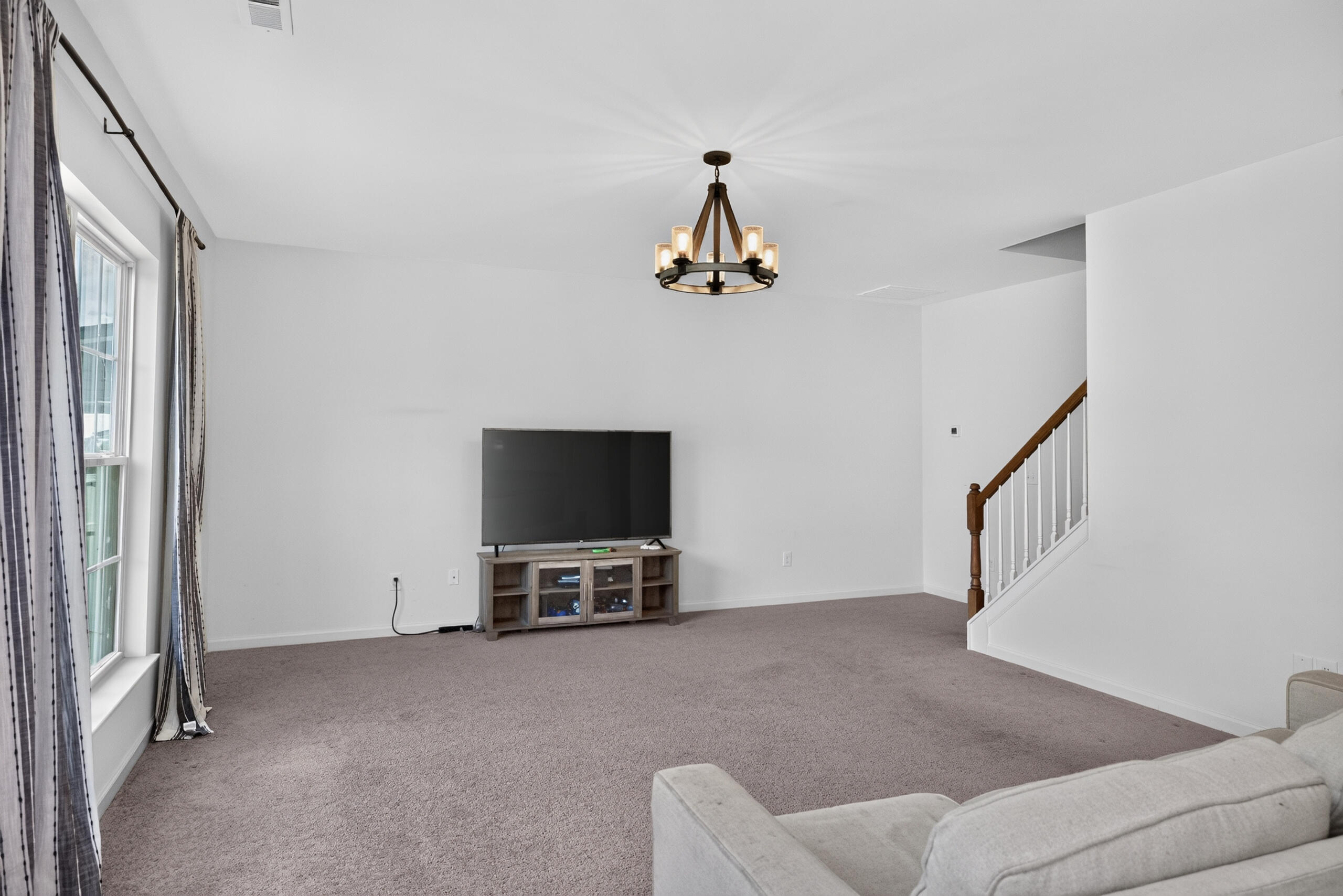 119 Gibson Way Property Photo 8