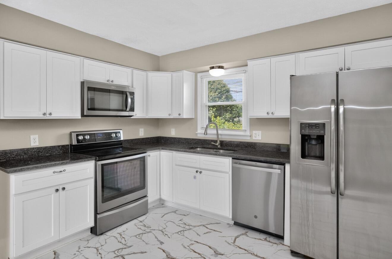 109 Lige Court Property Photo 8