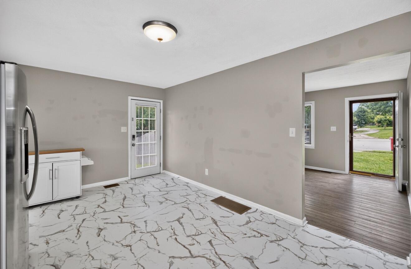 109 Lige Court Property Photo 9