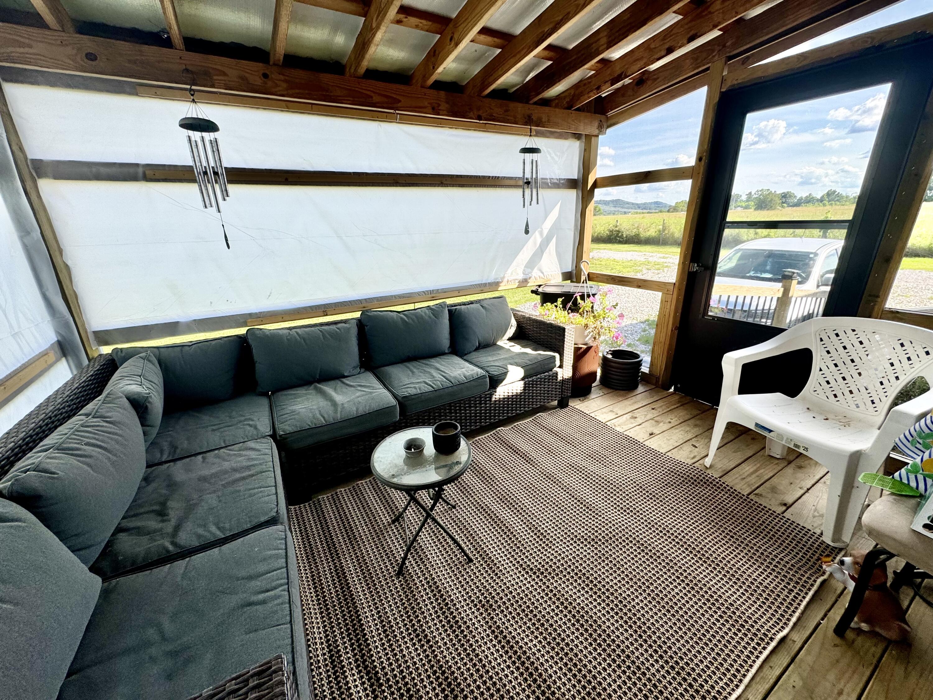 1747 Ky-10 Property Photo 4
