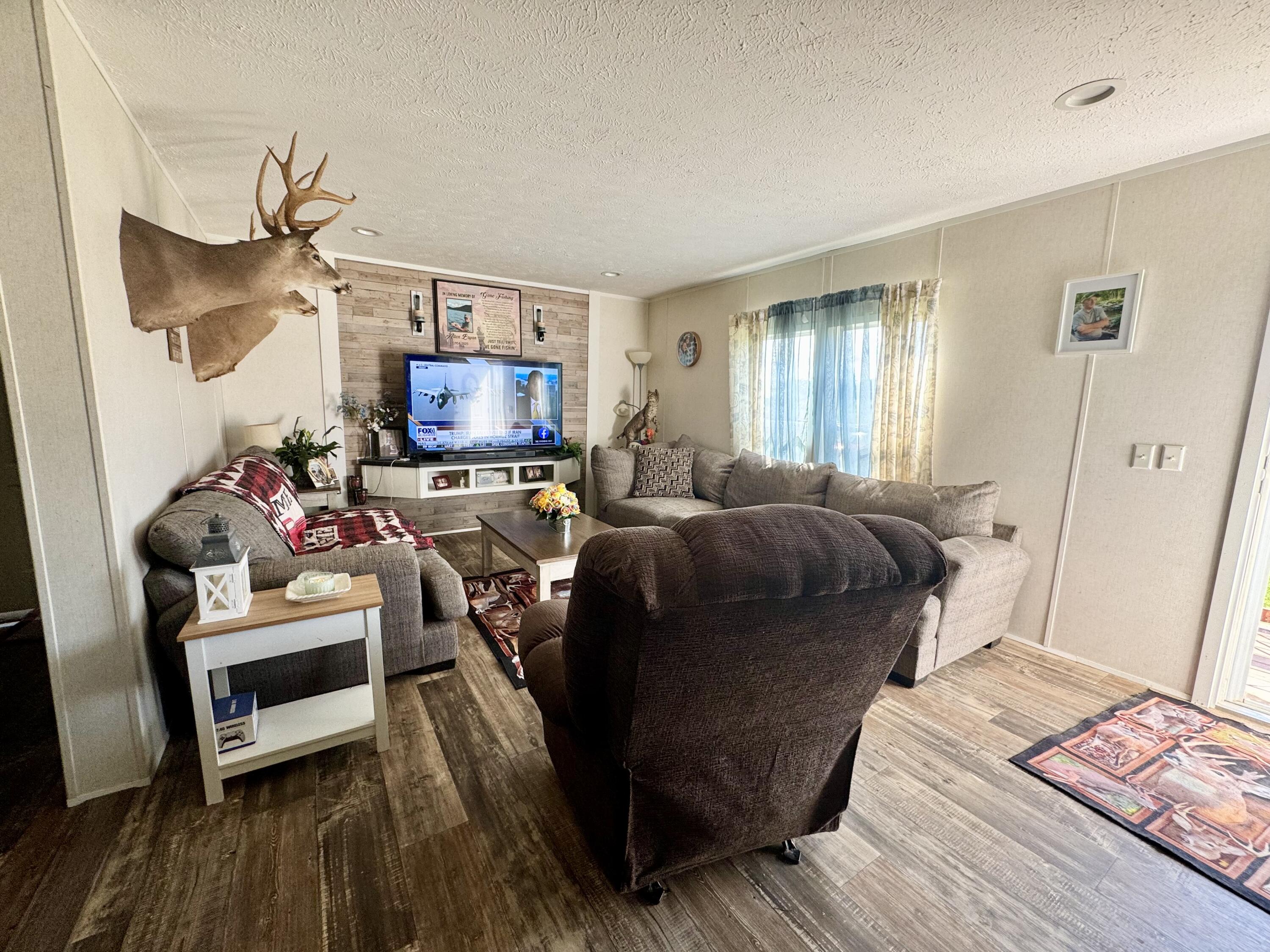1747 Ky-10 Property Photo 11