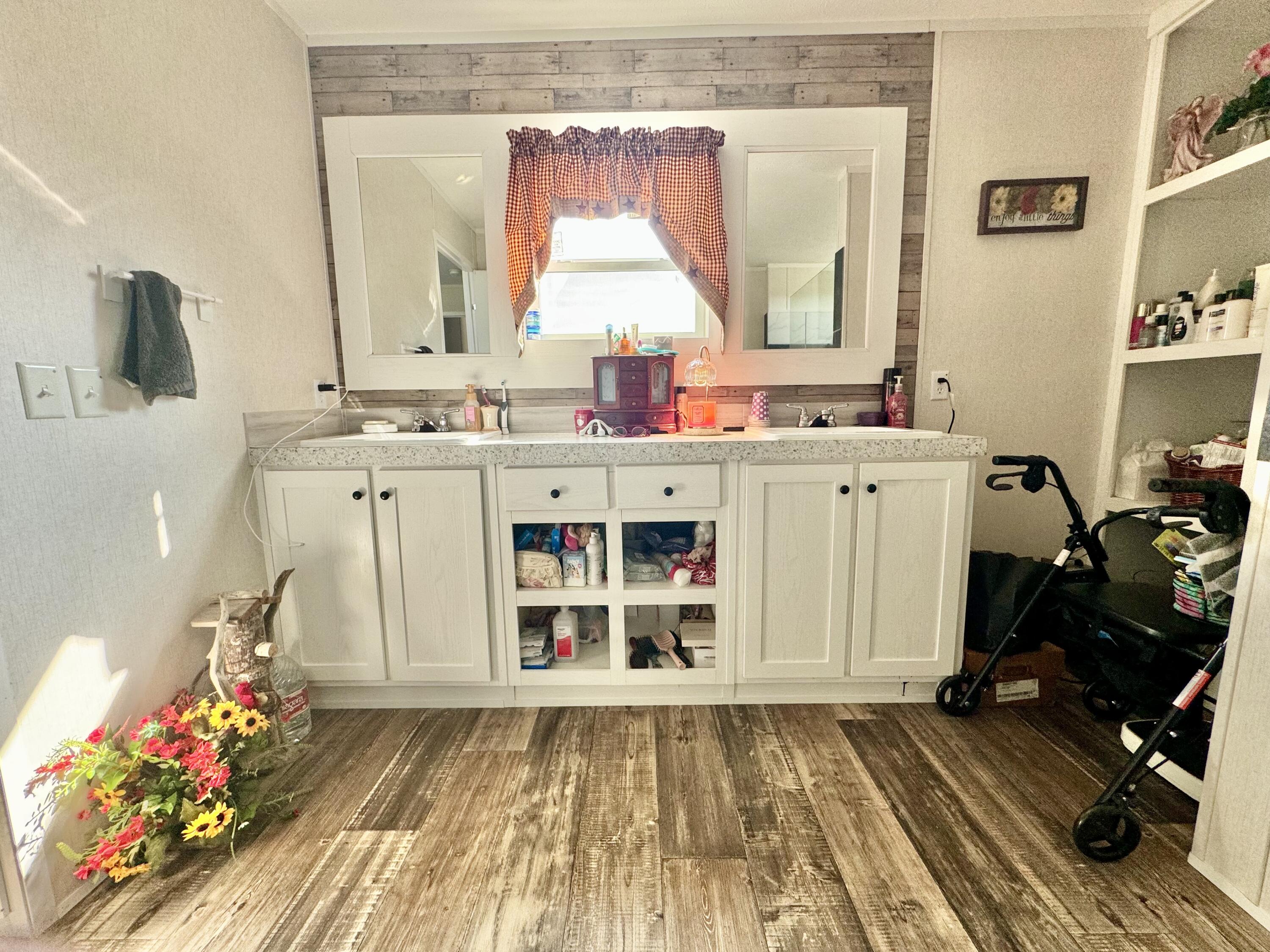 1747 Ky-10 Property Photo 15