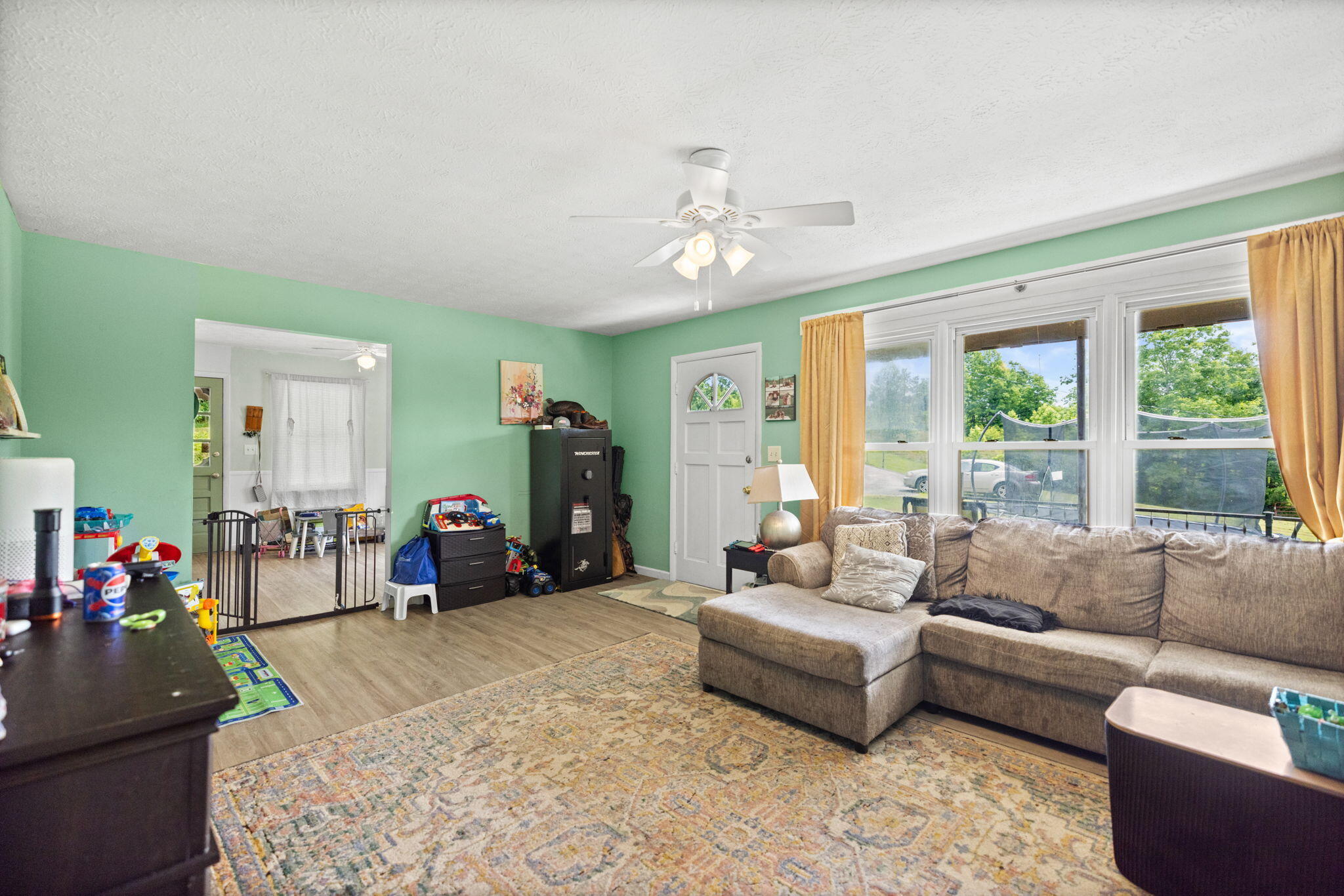 3492 Hawk Creek Road Property Photo 12