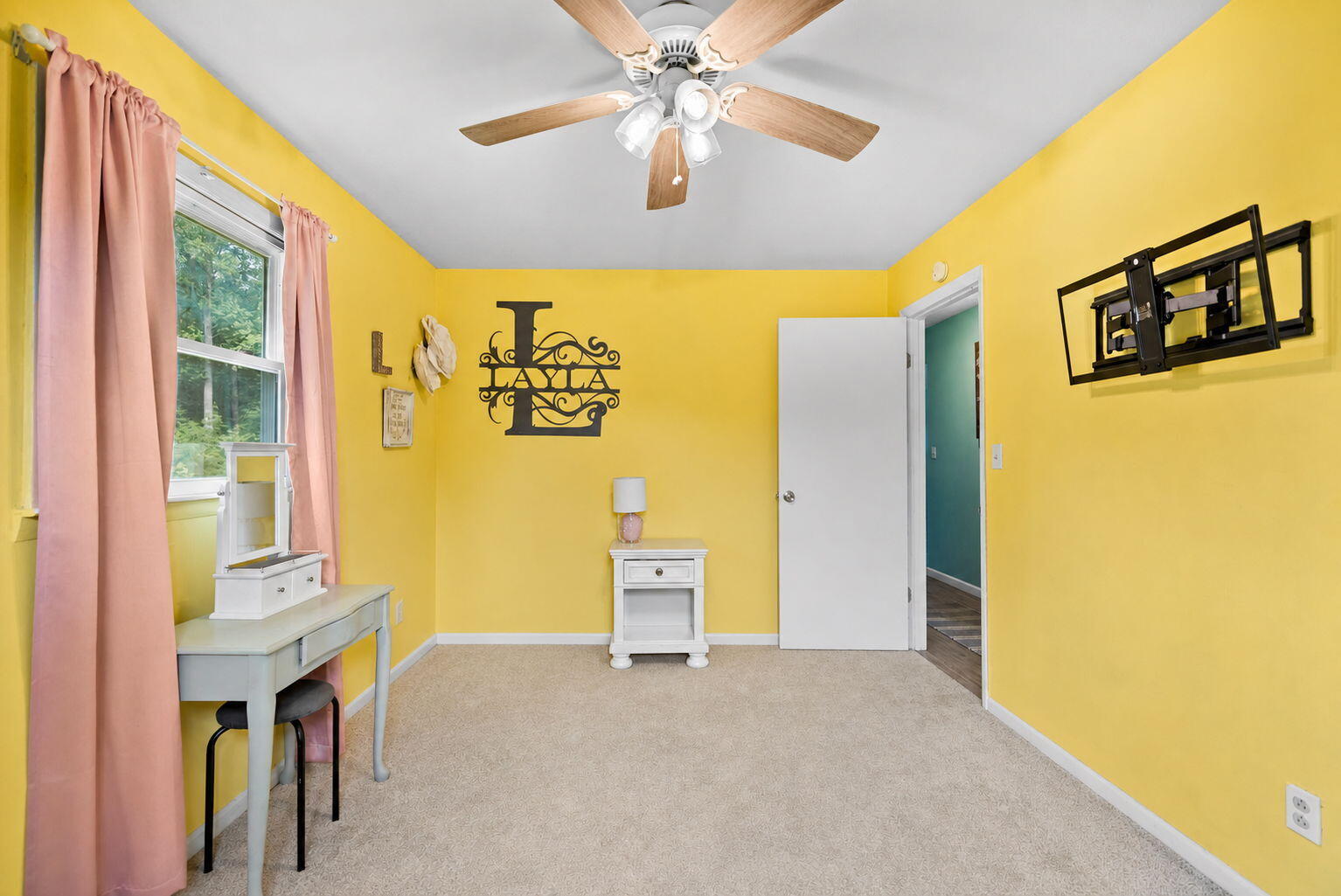 3492 Hawk Creek Road Property Photo 18