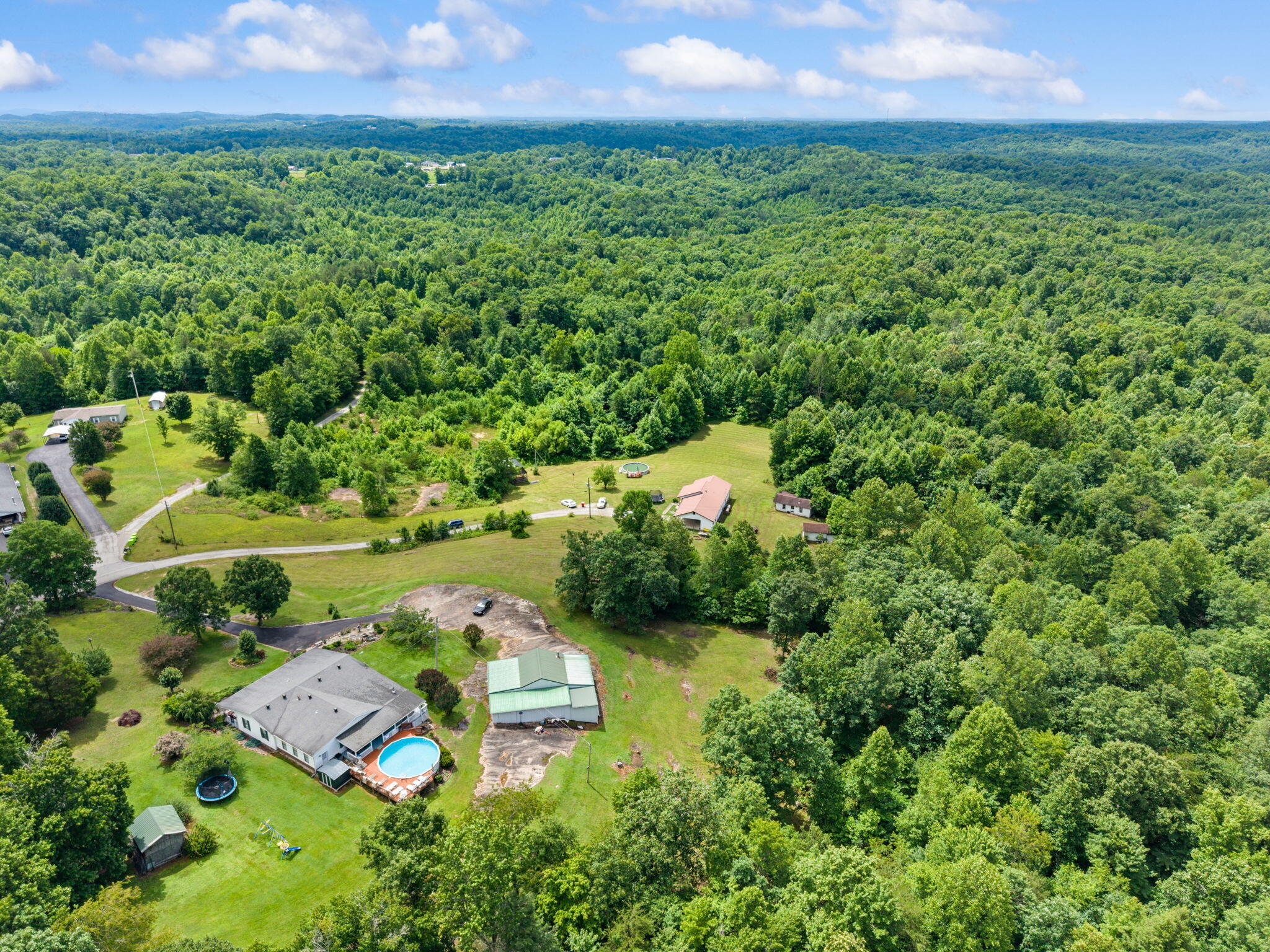 3492 Hawk Creek Road Property Photo 25