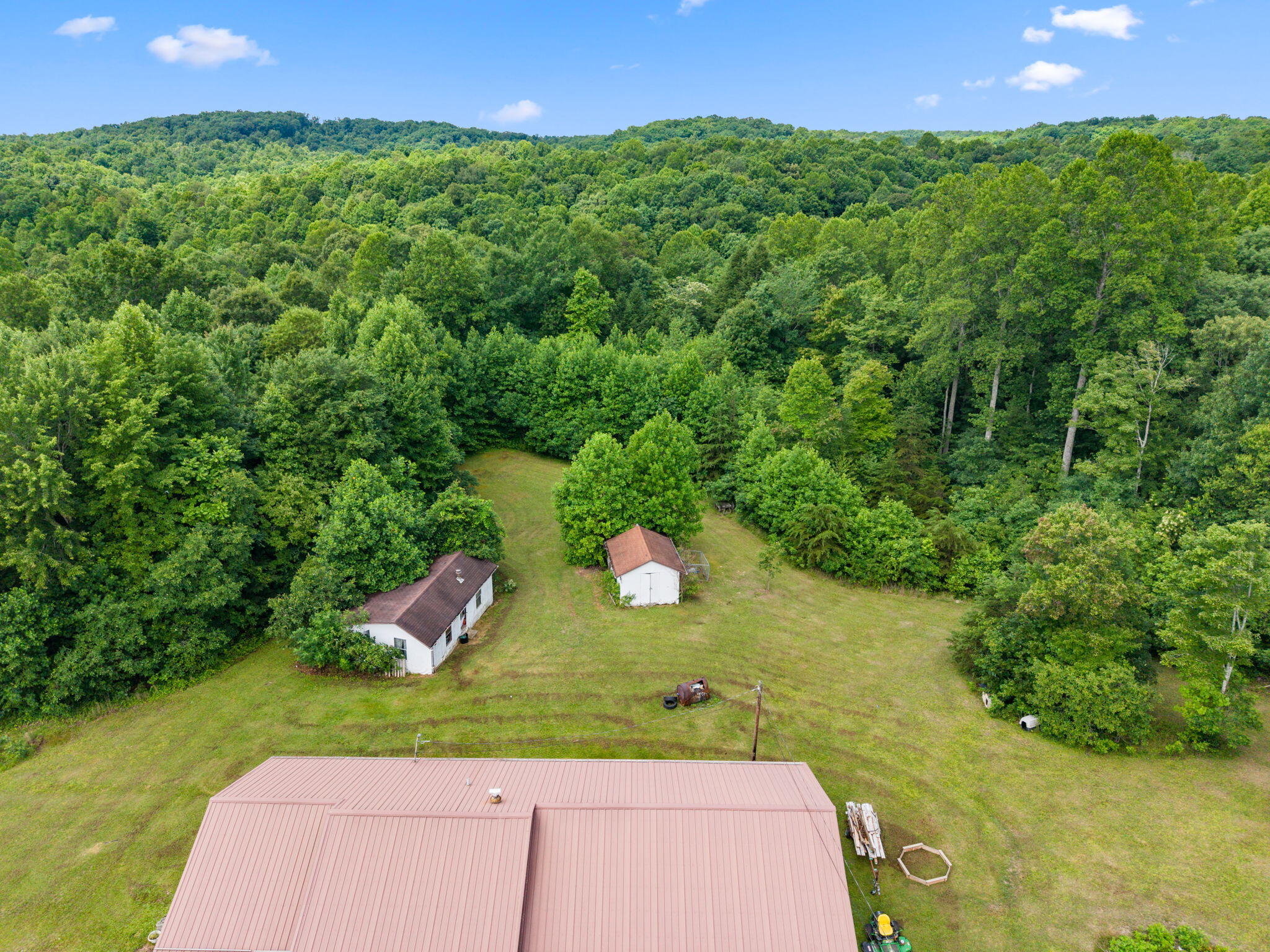 3492 Hawk Creek Road Property Photo 27