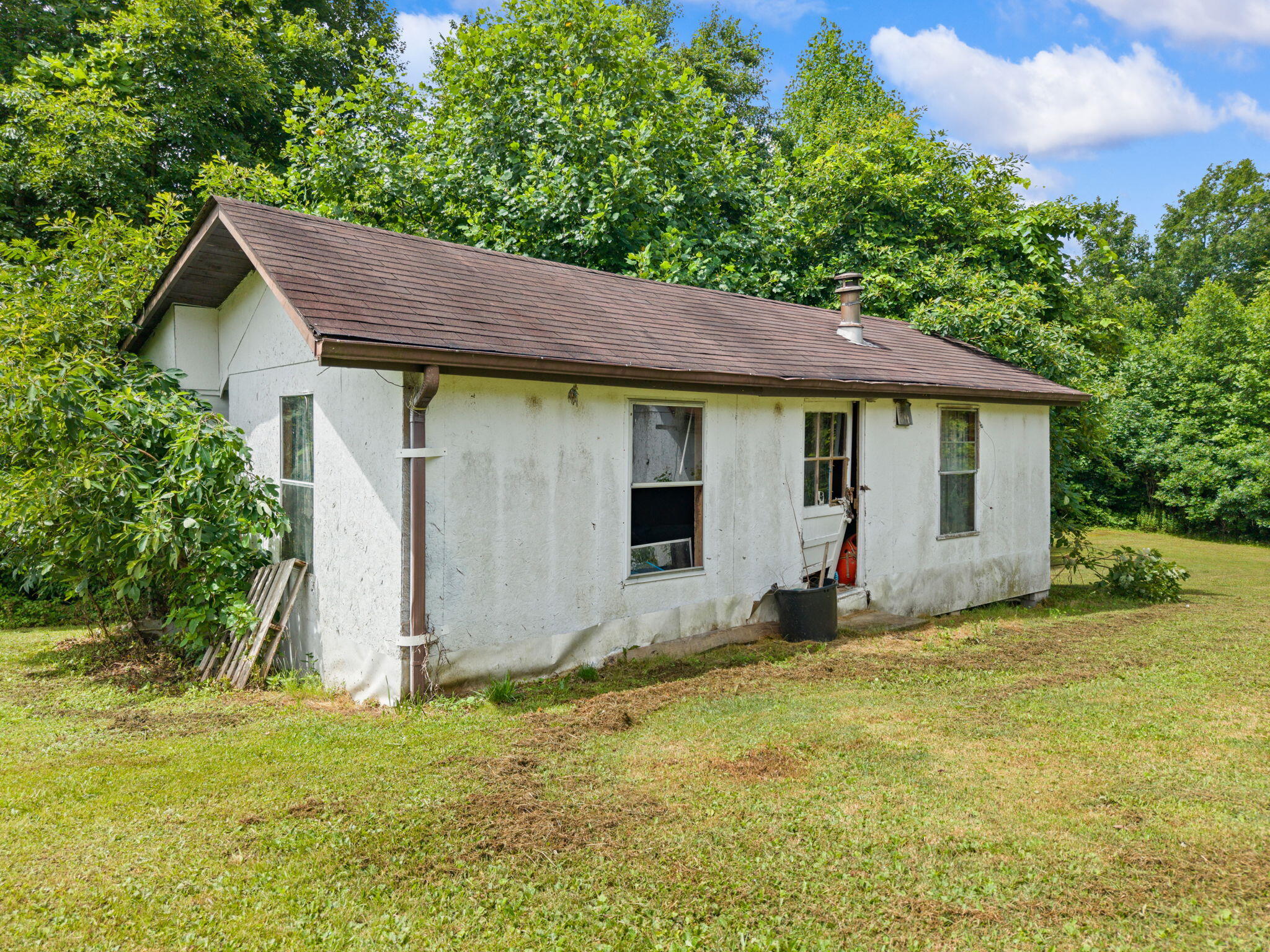 3492 Hawk Creek Road Property Photo 35