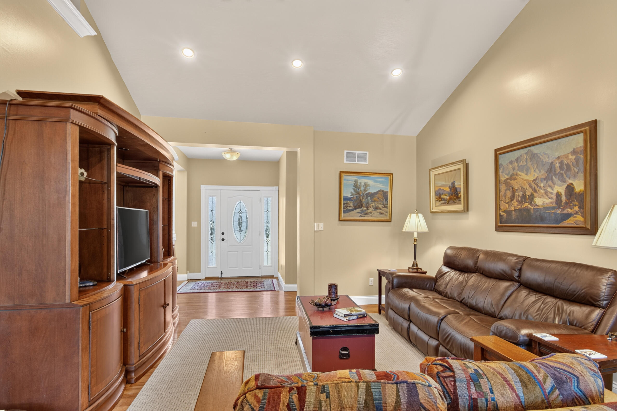 227 Rebecca Lane Property Photo 7