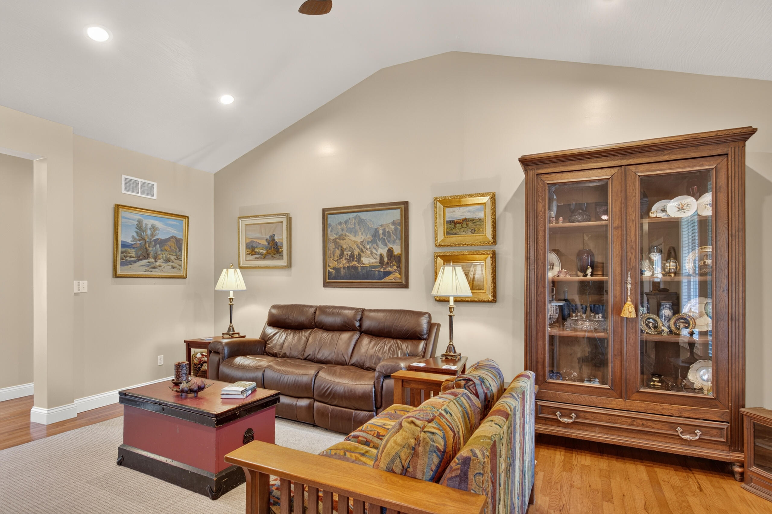 227 Rebecca Lane Property Photo 13