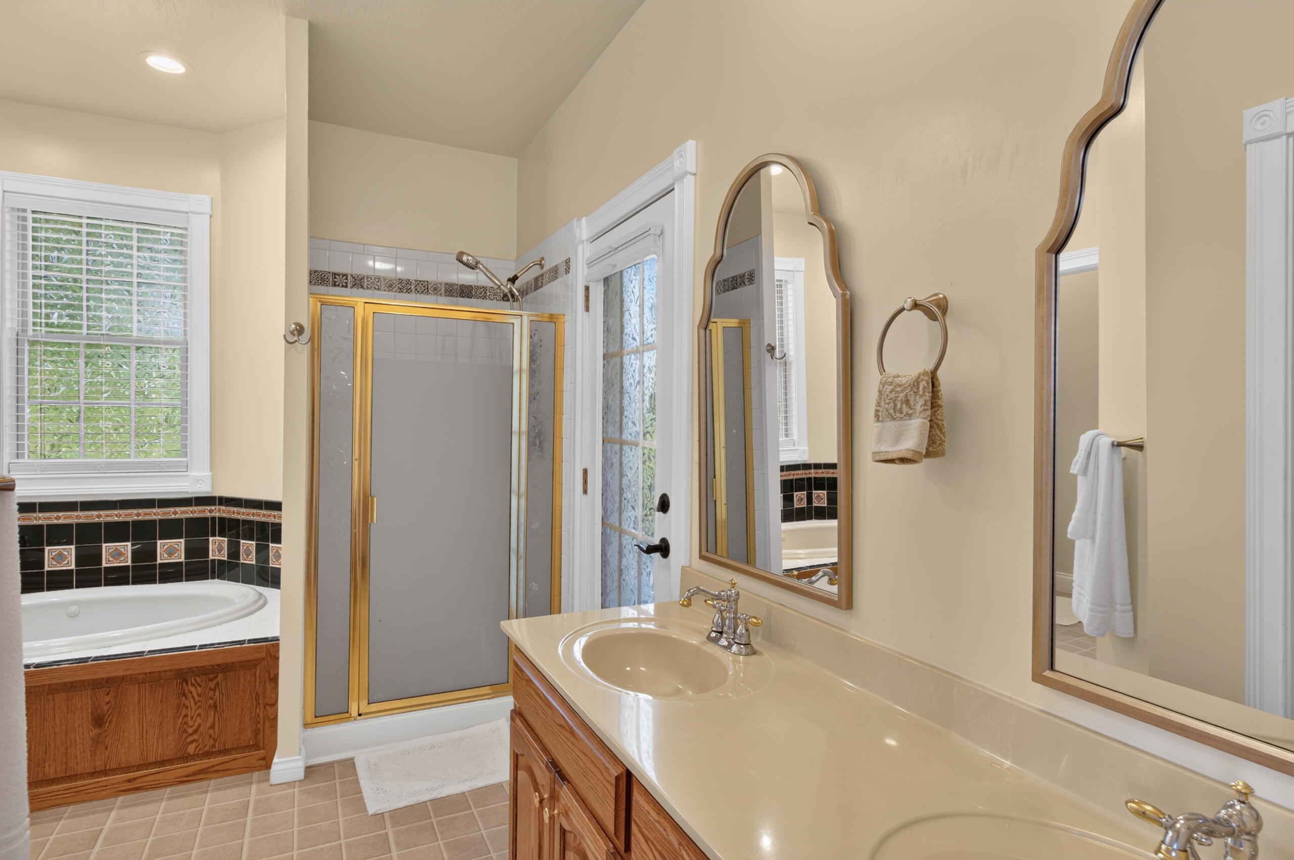 227 Rebecca Lane Property Photo 20