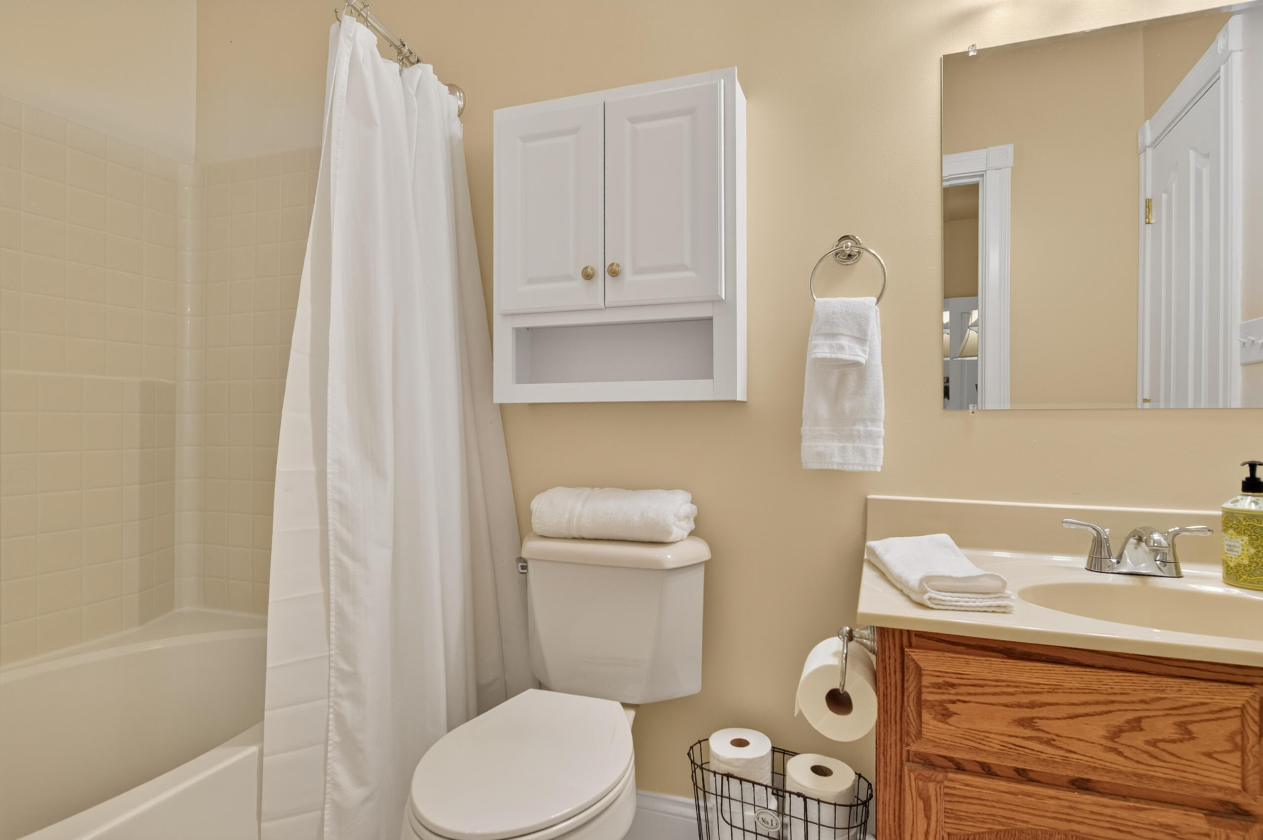 227 Rebecca Lane Property Photo 27
