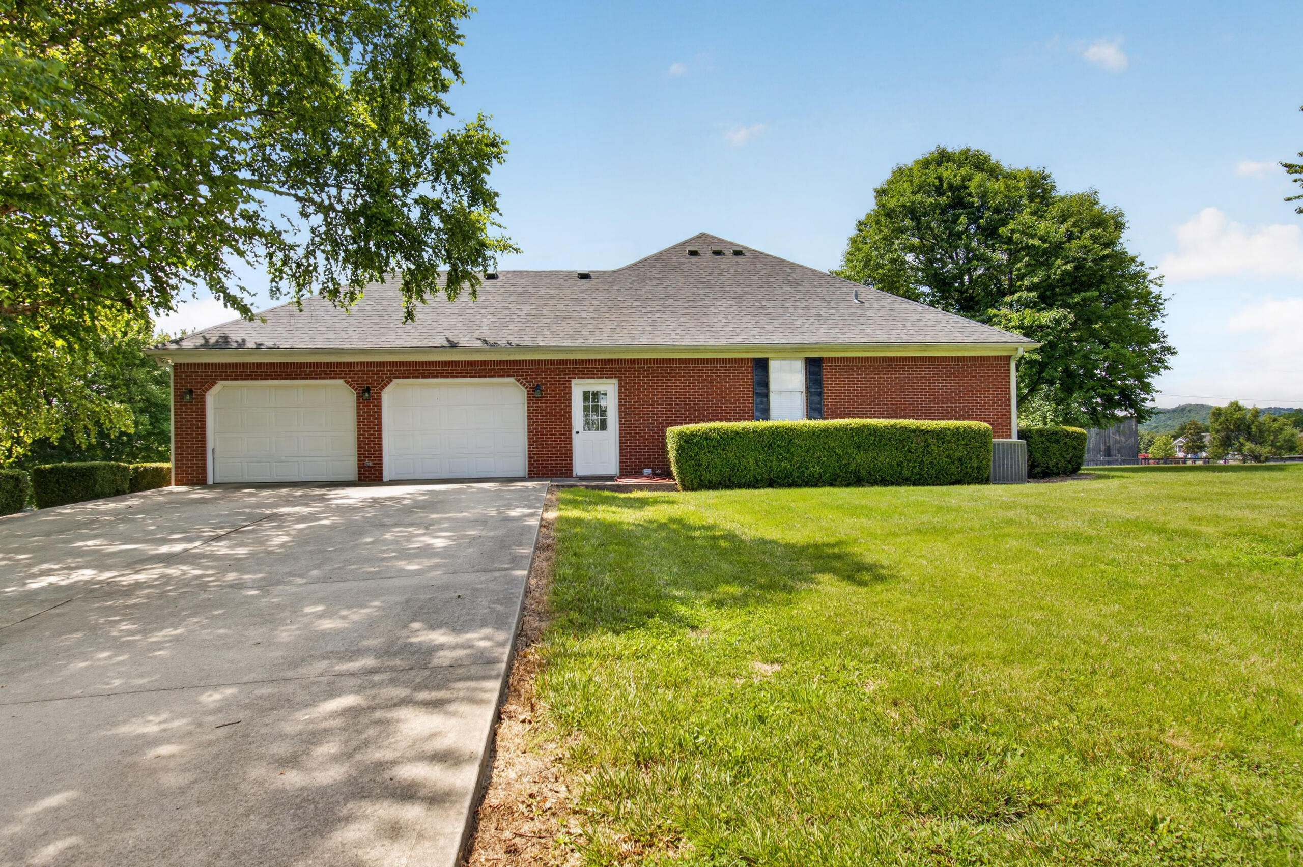 227 Rebecca Lane Property Photo 44