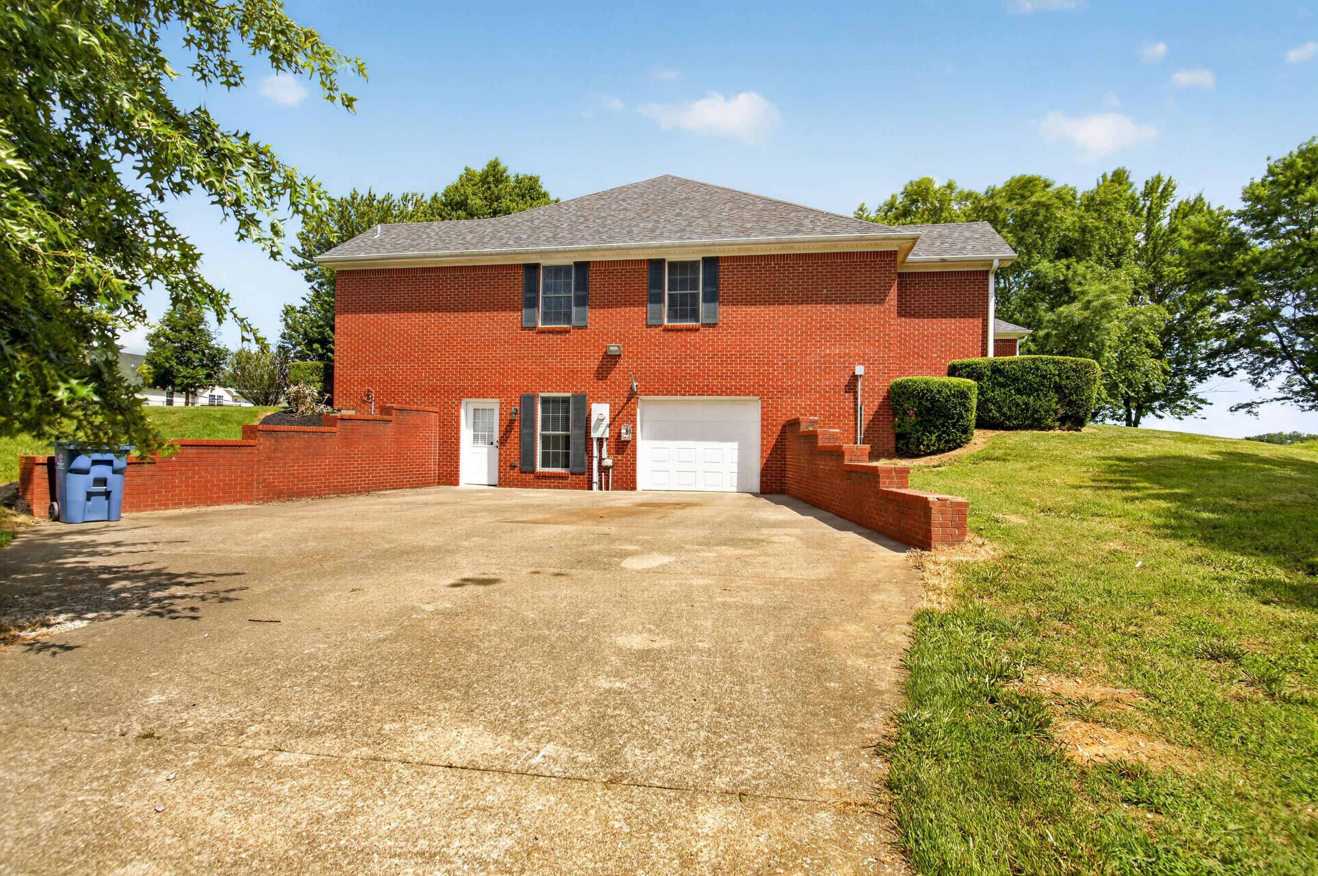 227 Rebecca Lane Property Photo 45