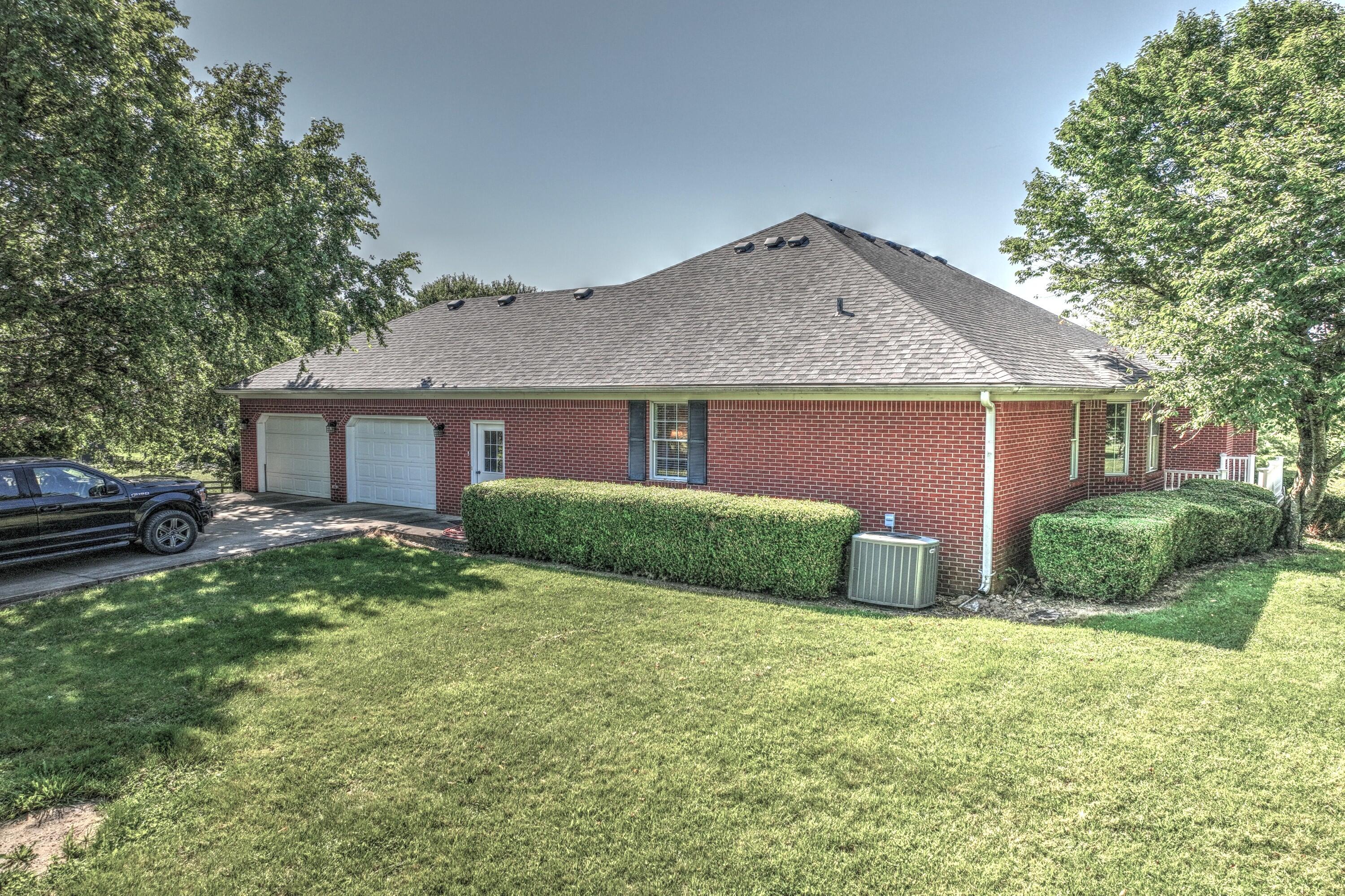 227 Rebecca Lane Property Photo 51