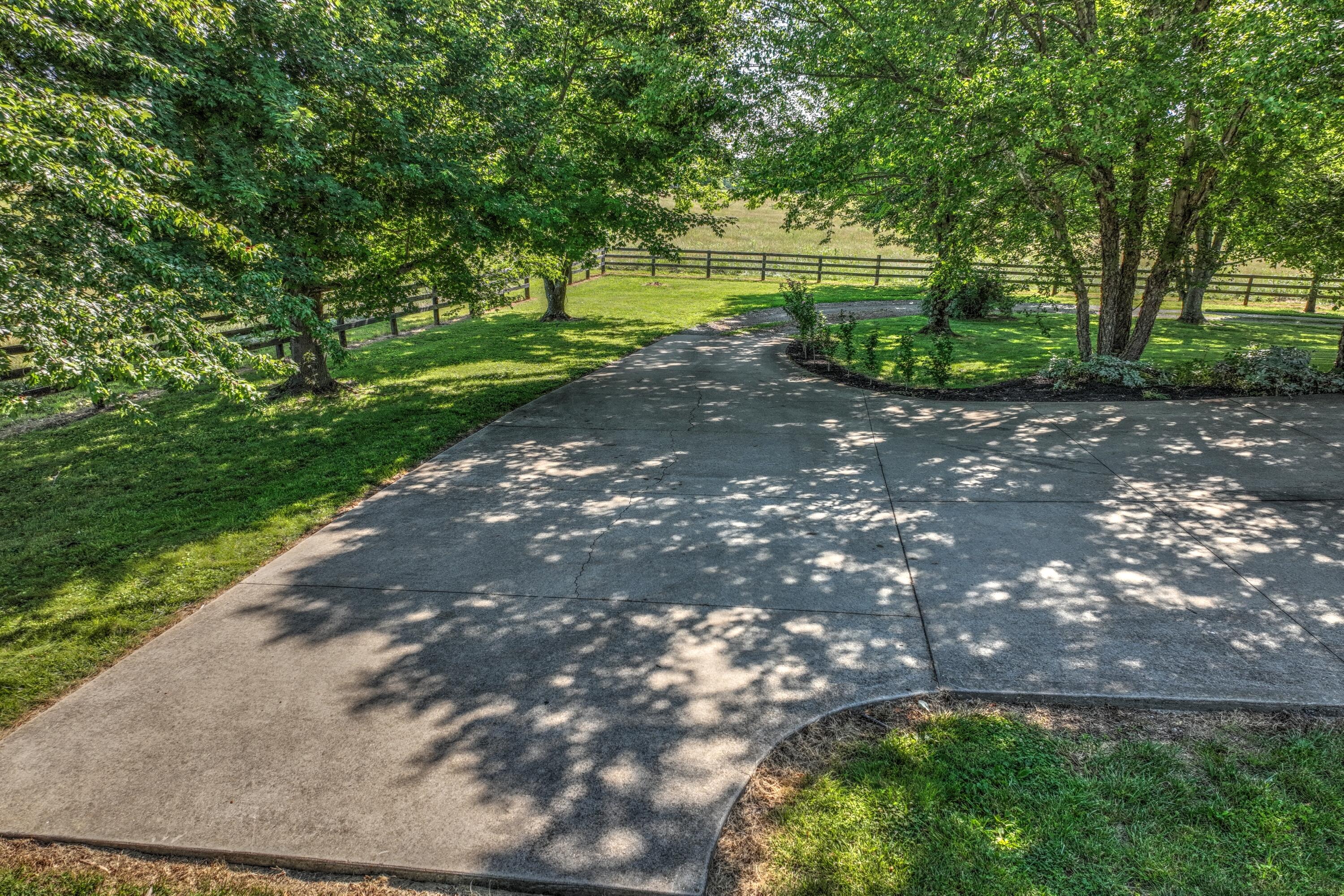 227 Rebecca Lane Property Photo 52