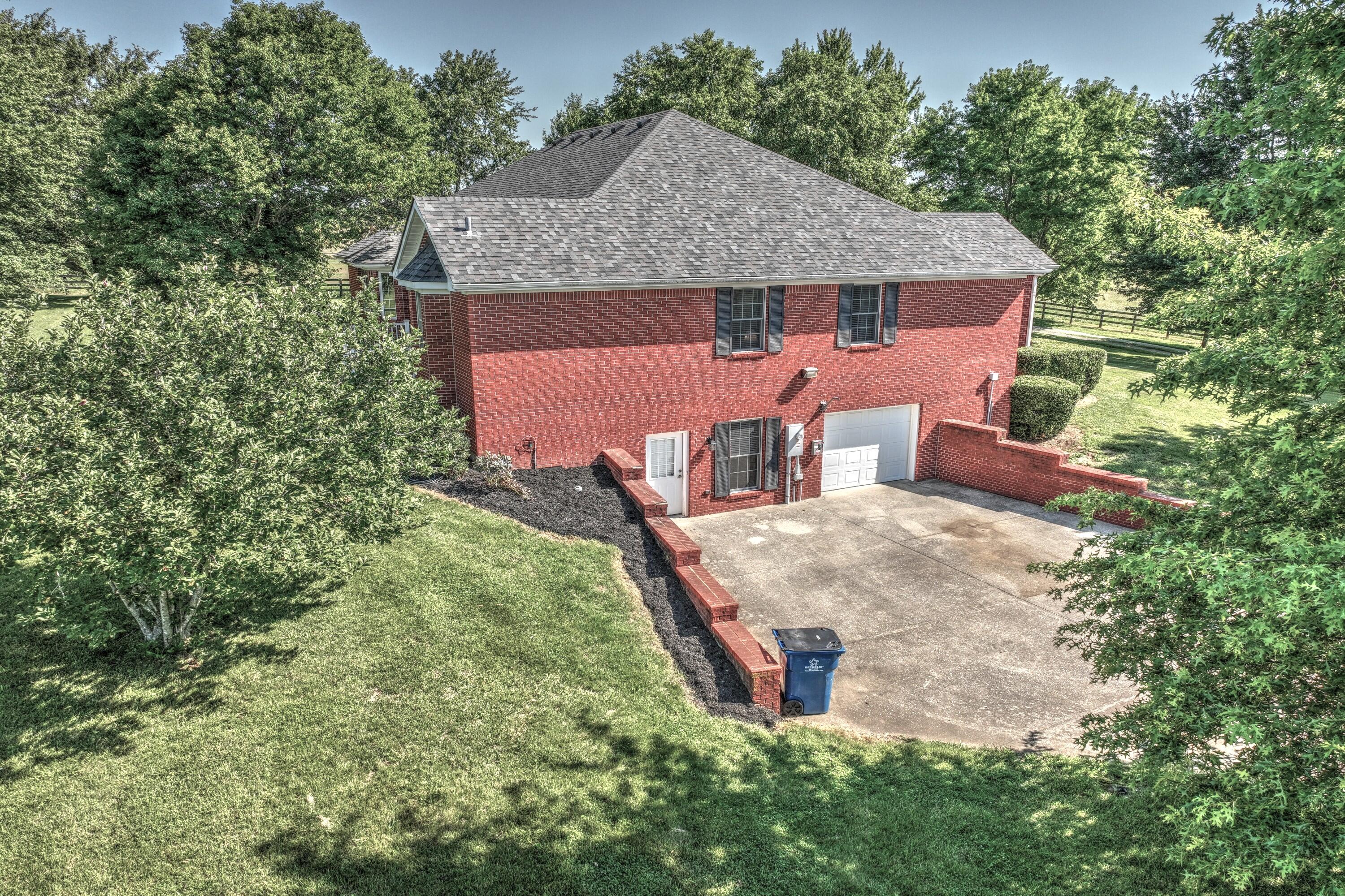 227 Rebecca Lane Property Photo 85