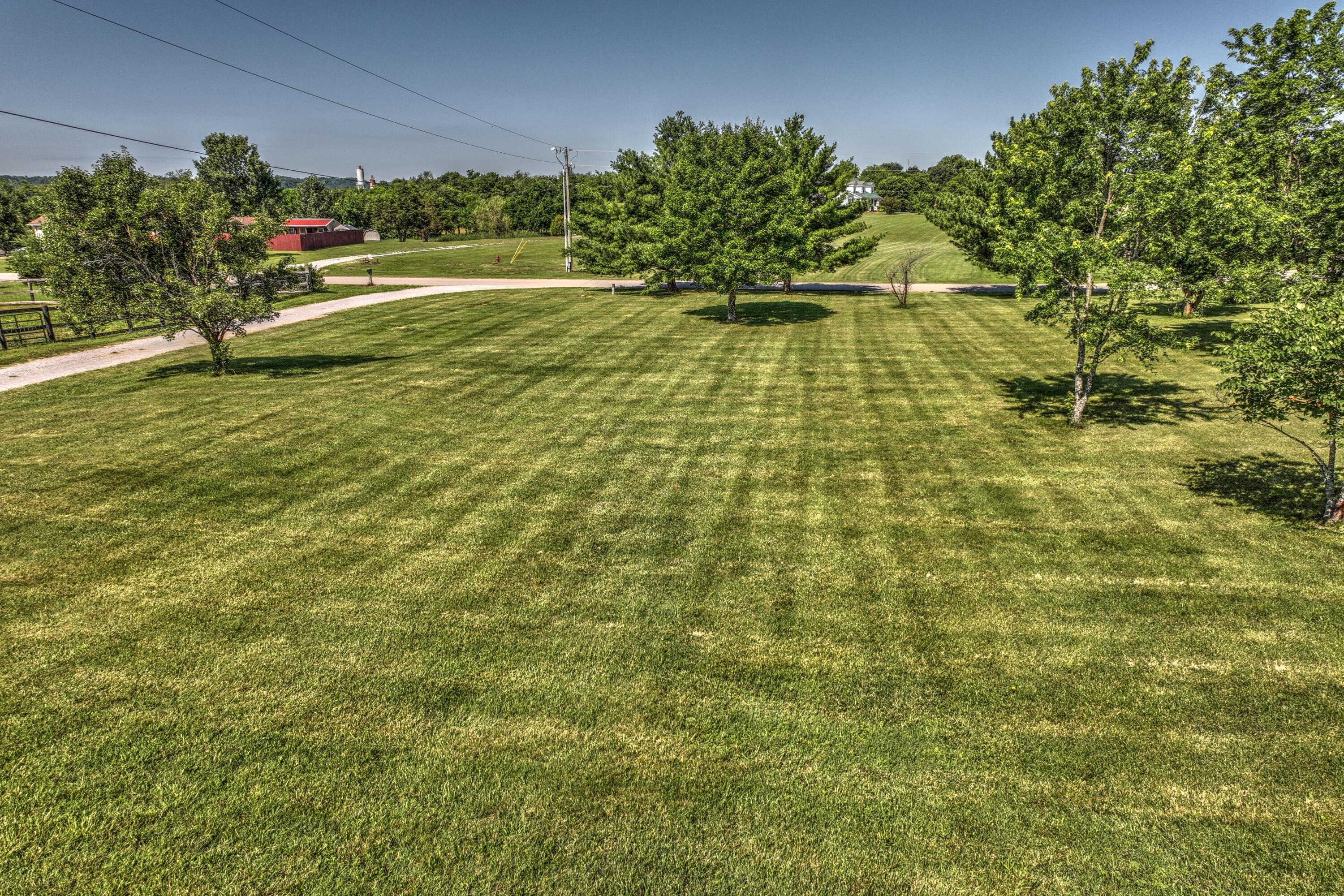 227 Rebecca Lane Property Photo 94