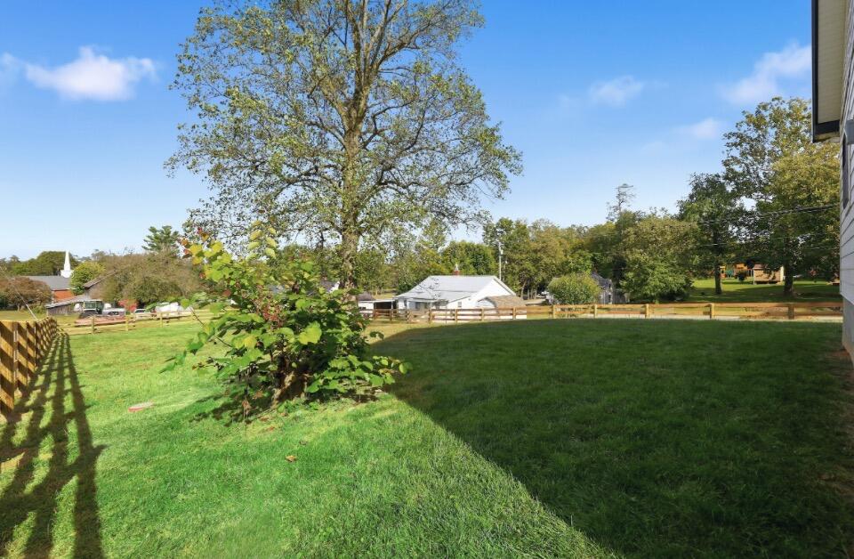6329 Athens Boonesboro Road Property Photo 52