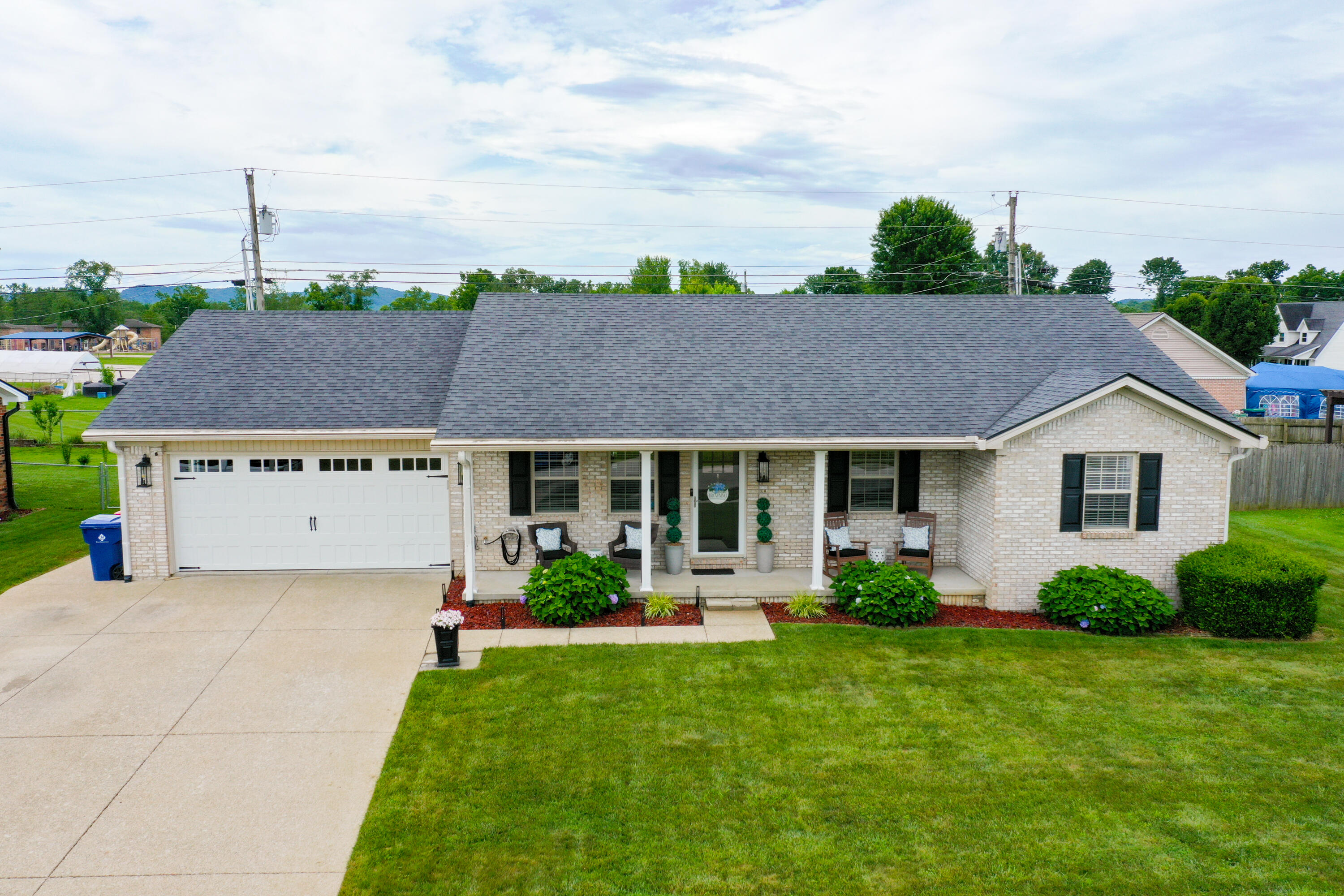 419 Plumtree Drive Property Photo 5