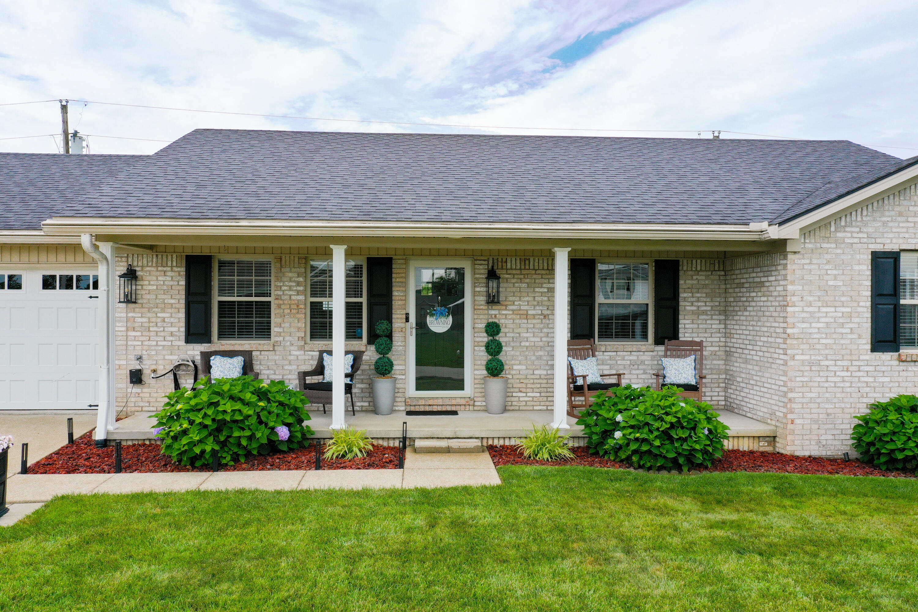 419 Plumtree Drive Property Photo 6