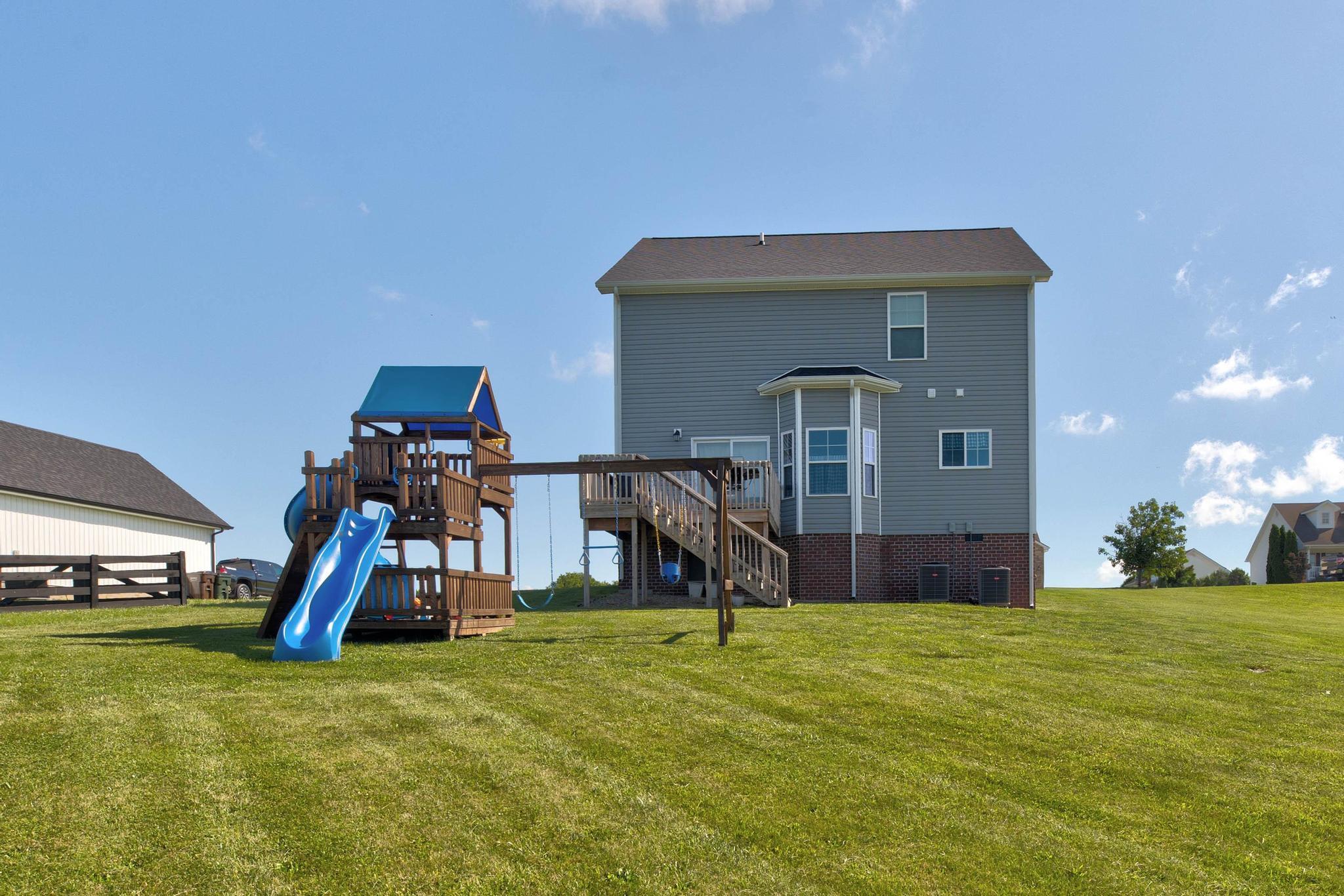 238 Blake Way Property Photo 35