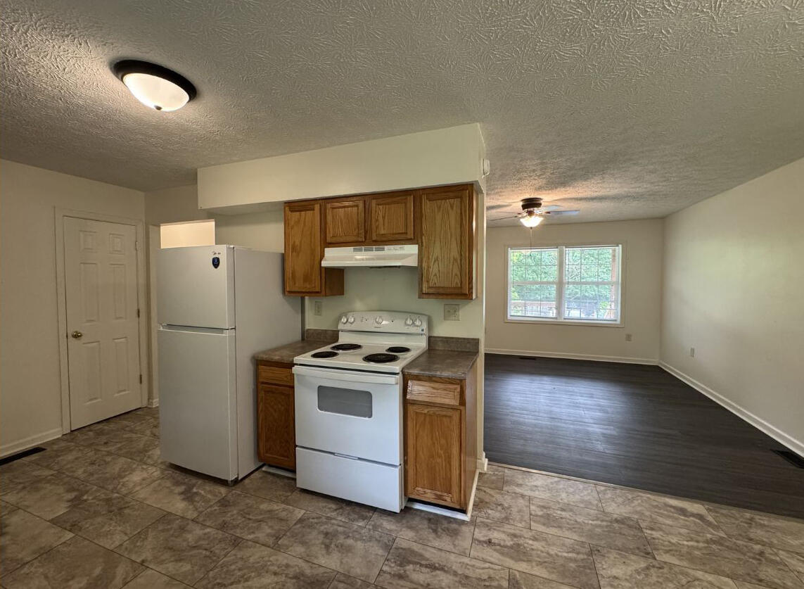 312 Keith Whitley Boulevard Property Photo 7