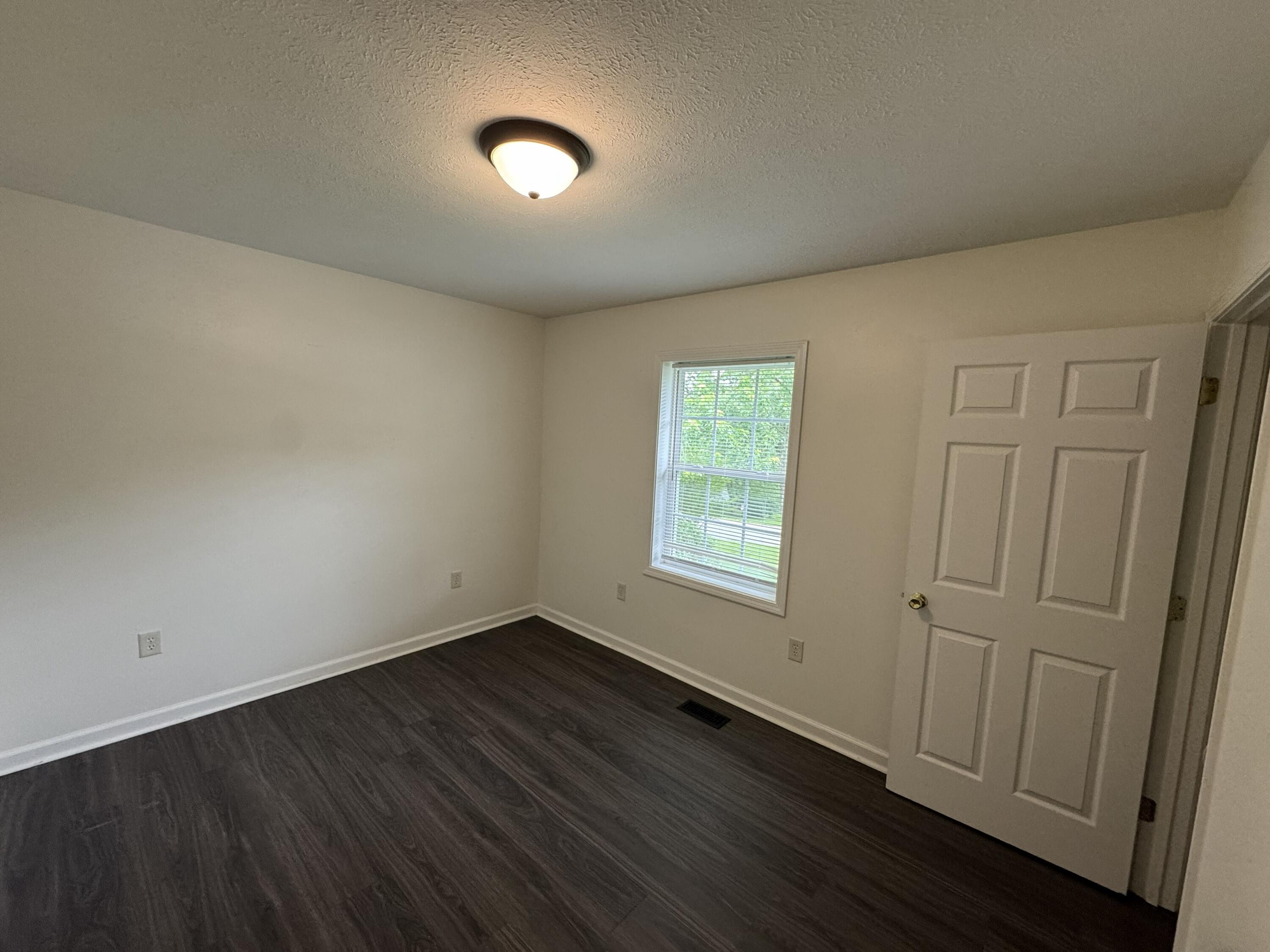 312 Keith Whitley Boulevard Property Photo 11