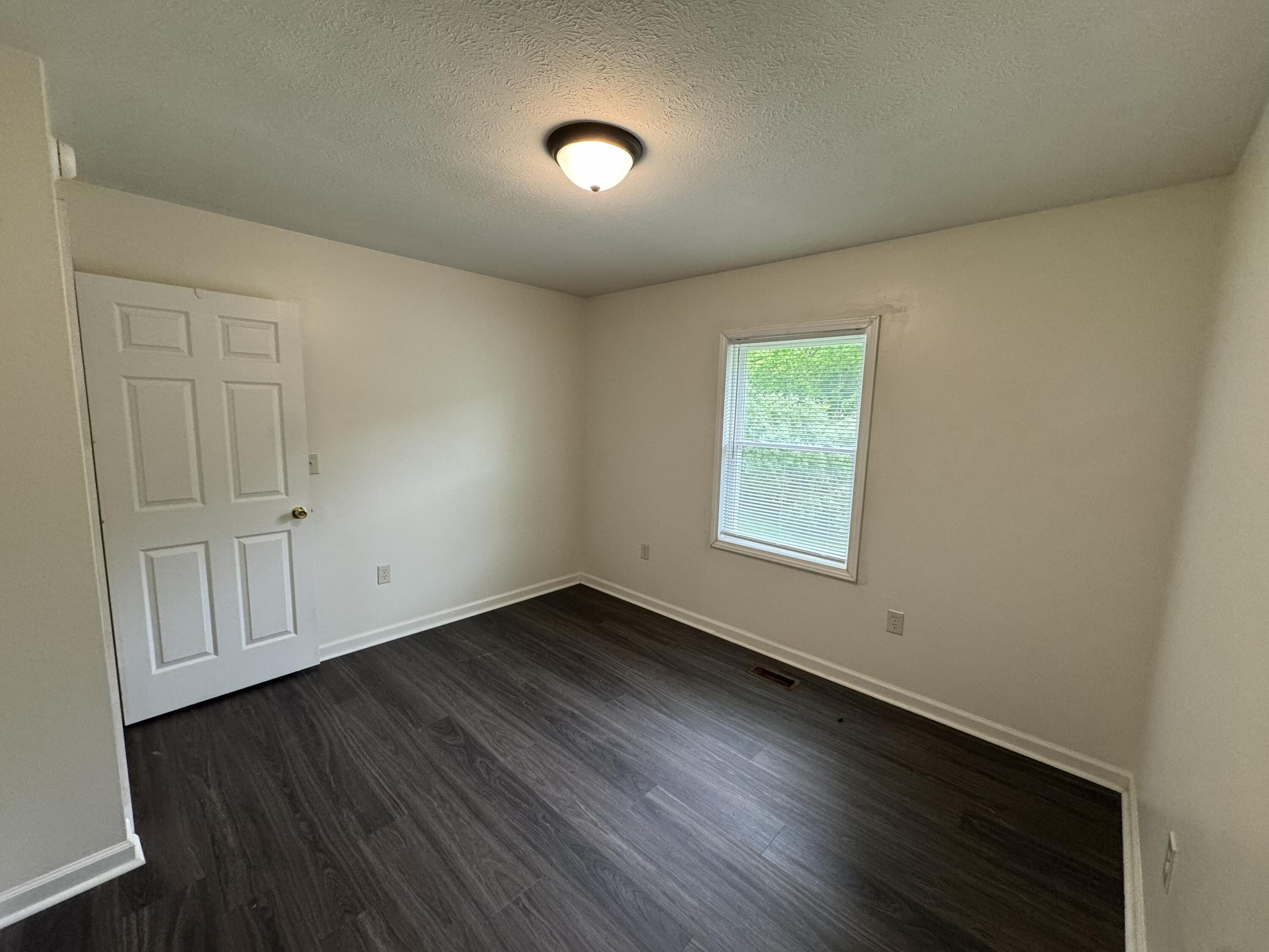 312 Keith Whitley Boulevard Property Photo 12